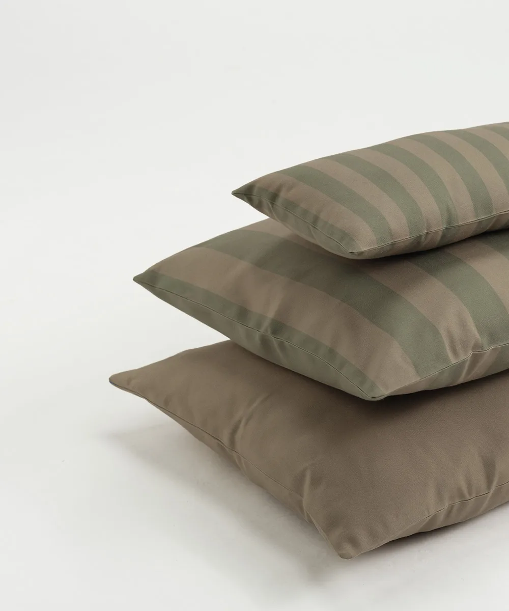 Coussin Garden Glory, Beige avec bord noir 50x70 cm Garden Glory