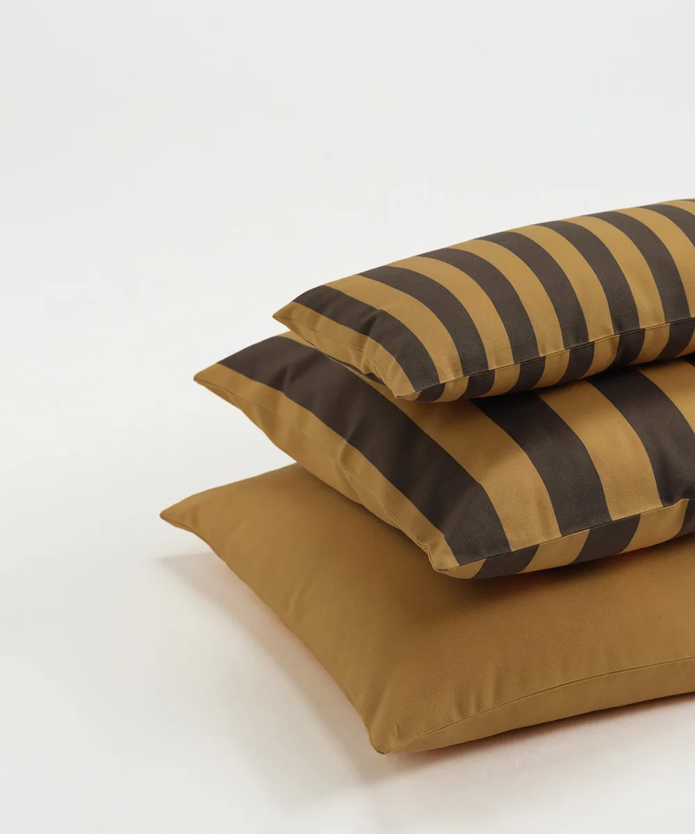 Coussin rayé Garden Glory, Jaune safran-brun, 50x50 cm Garden Glory