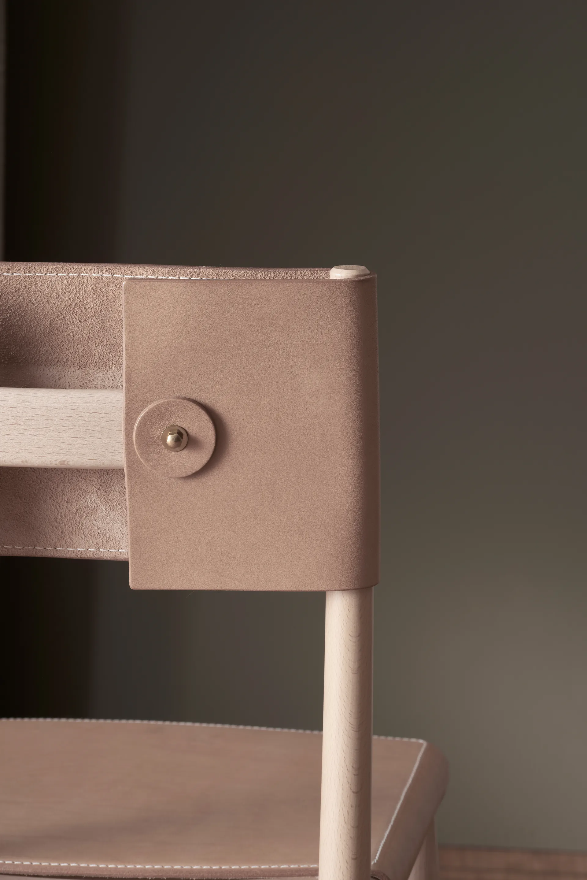 Chaise Madonna, Hêtre-naturel-cuir Tärnsjö nature Gärsnäs