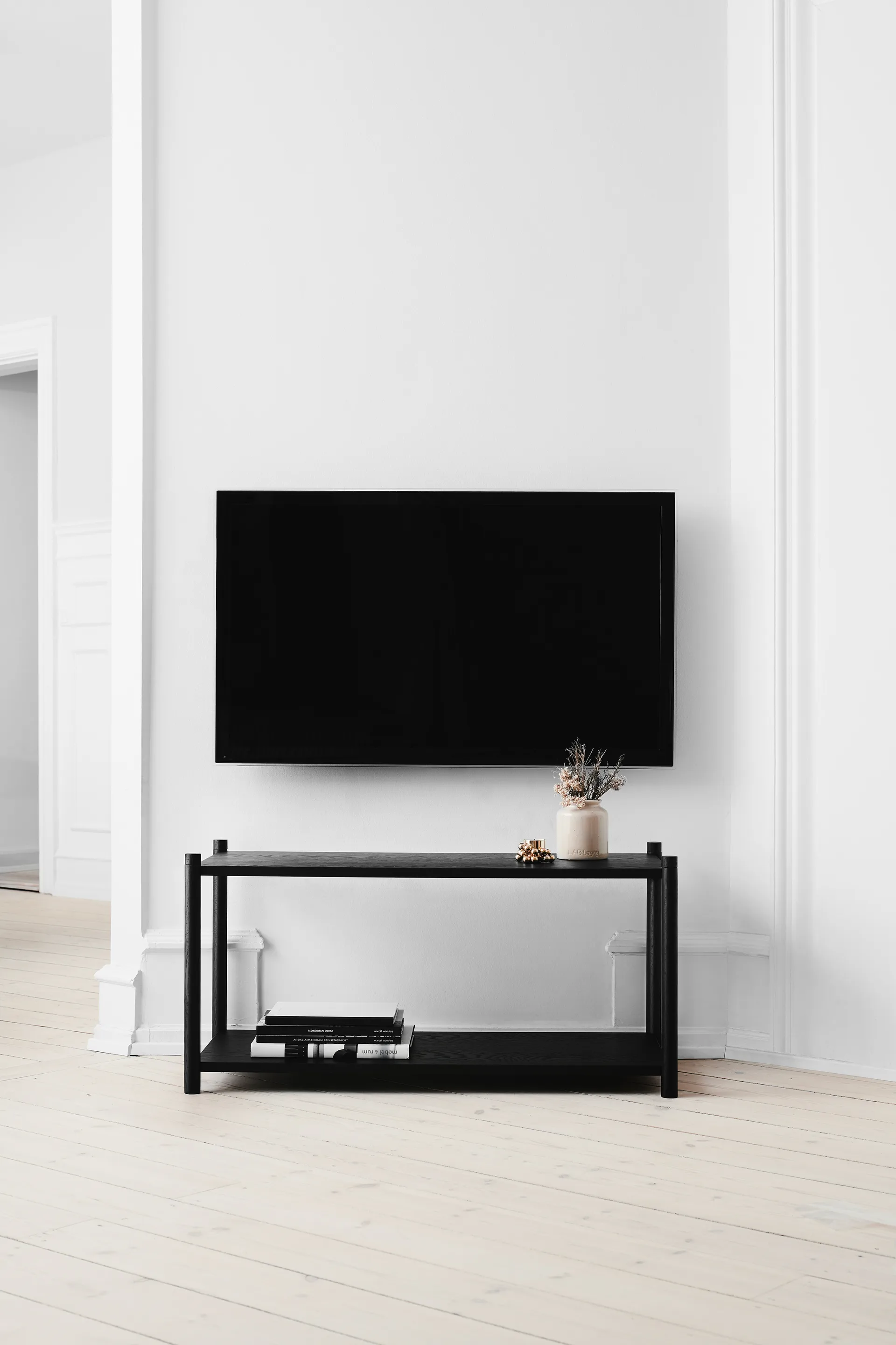 Bibliothèque Sceene bookcase F, Chêne teinté noir Gejst