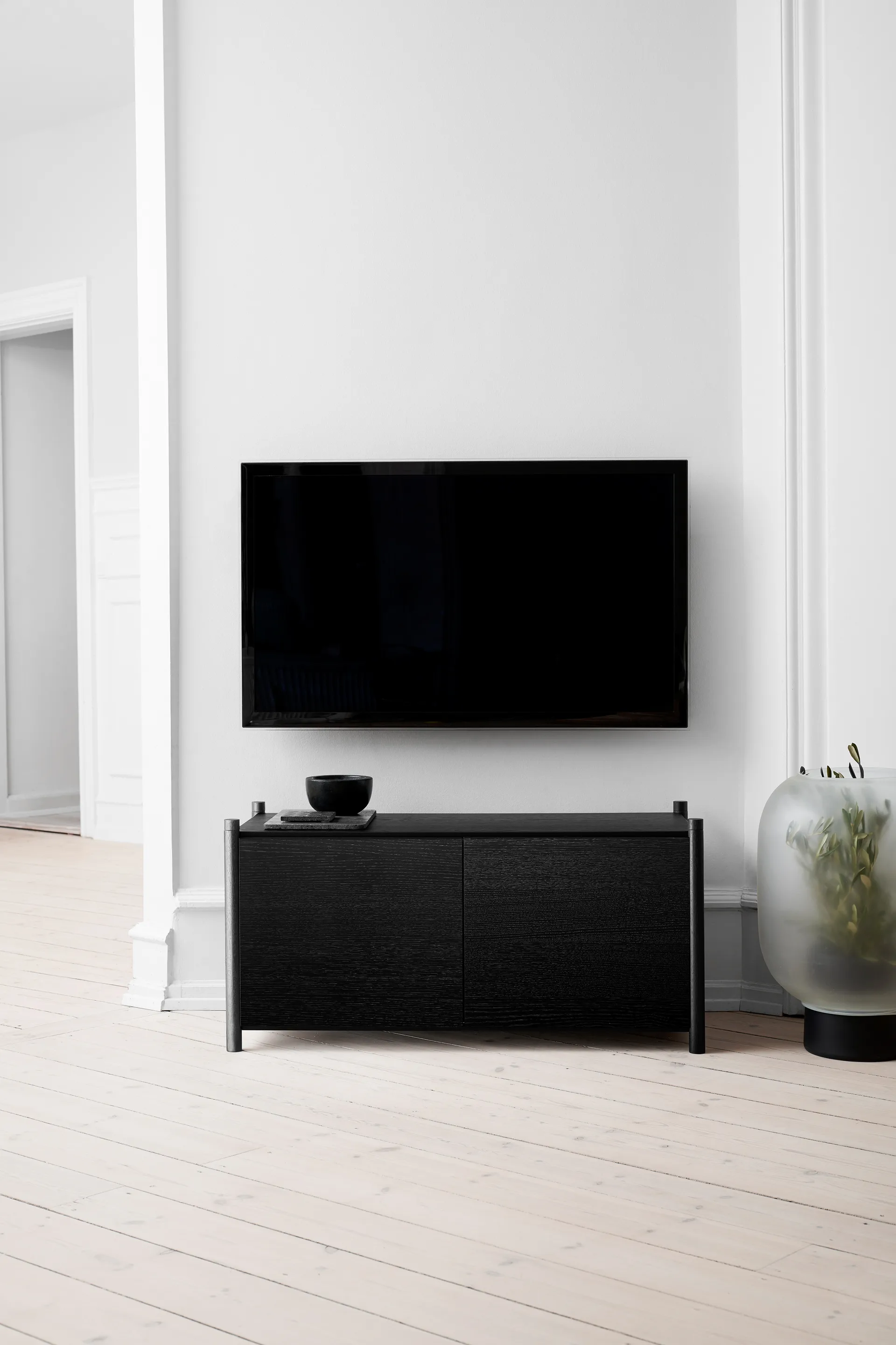 Bibliothèque Sceene bookcase G, Chêne teinté noir Gejst