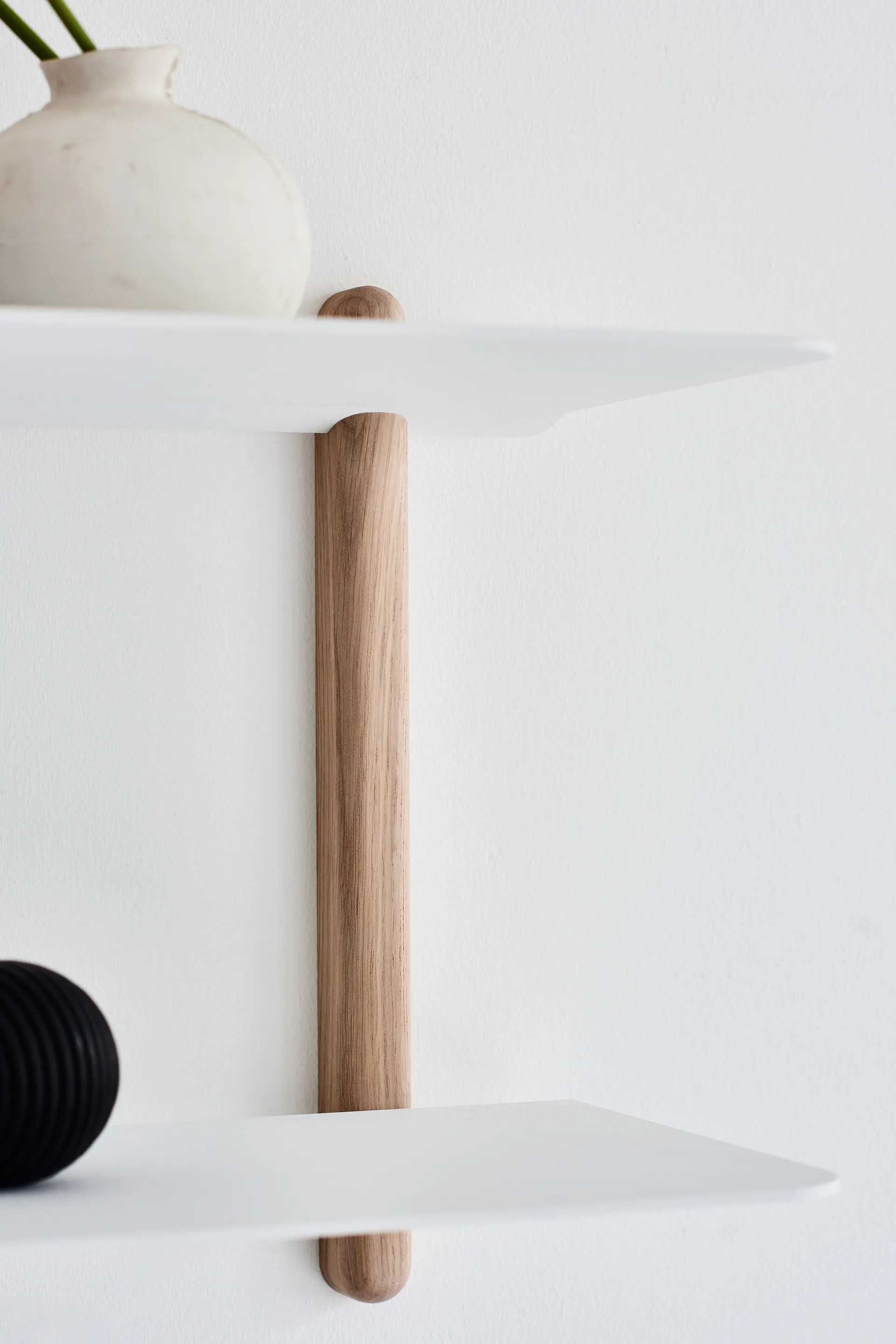 Étagère Nivo F grande, Chêne clair - blanc Gejst