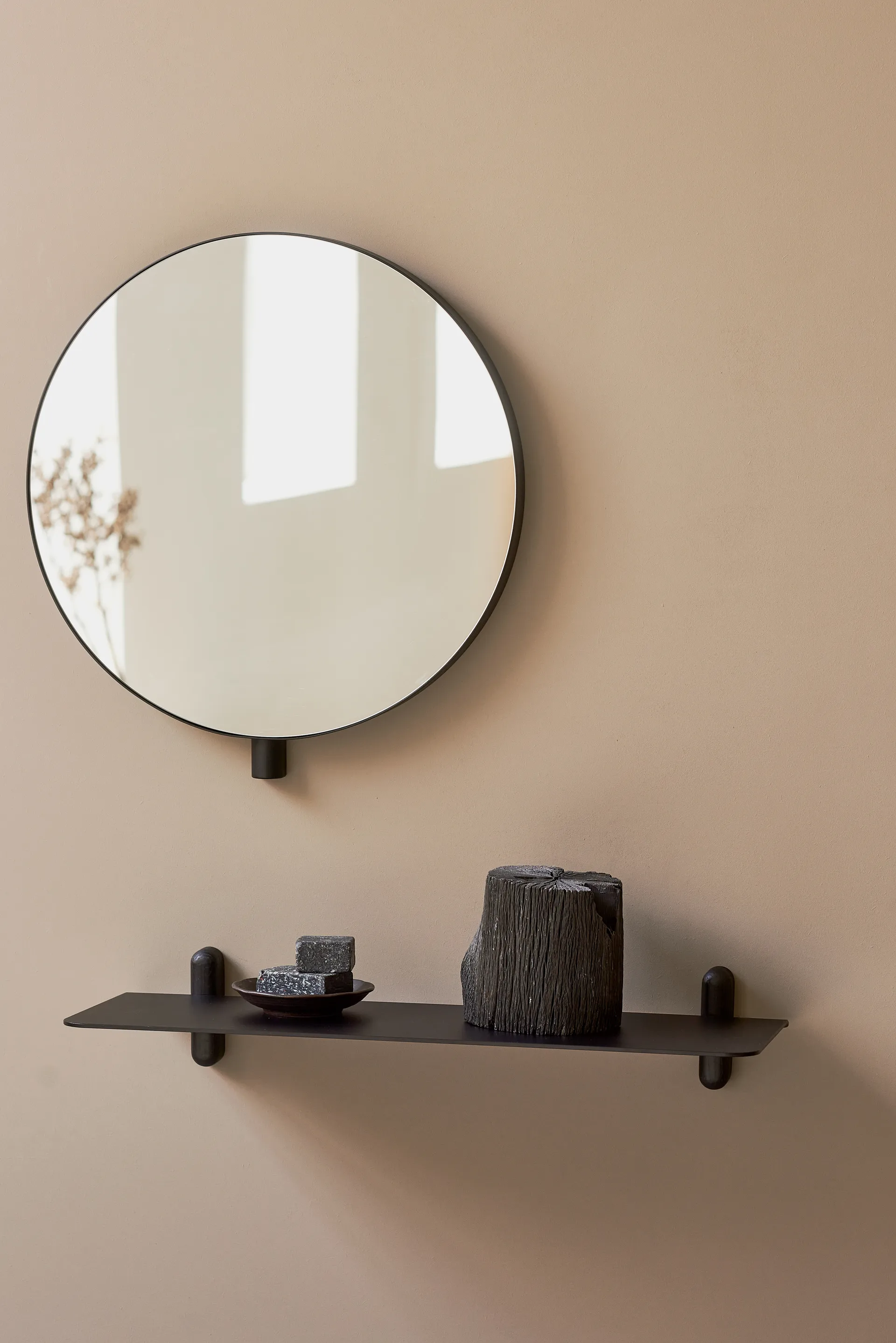 Étagère Nivo G grande, Frêne teinté noir - noir Gejst