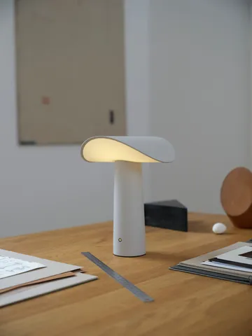 Lampe de table portable Lium 22,5 cm - Warm grey - Gejst