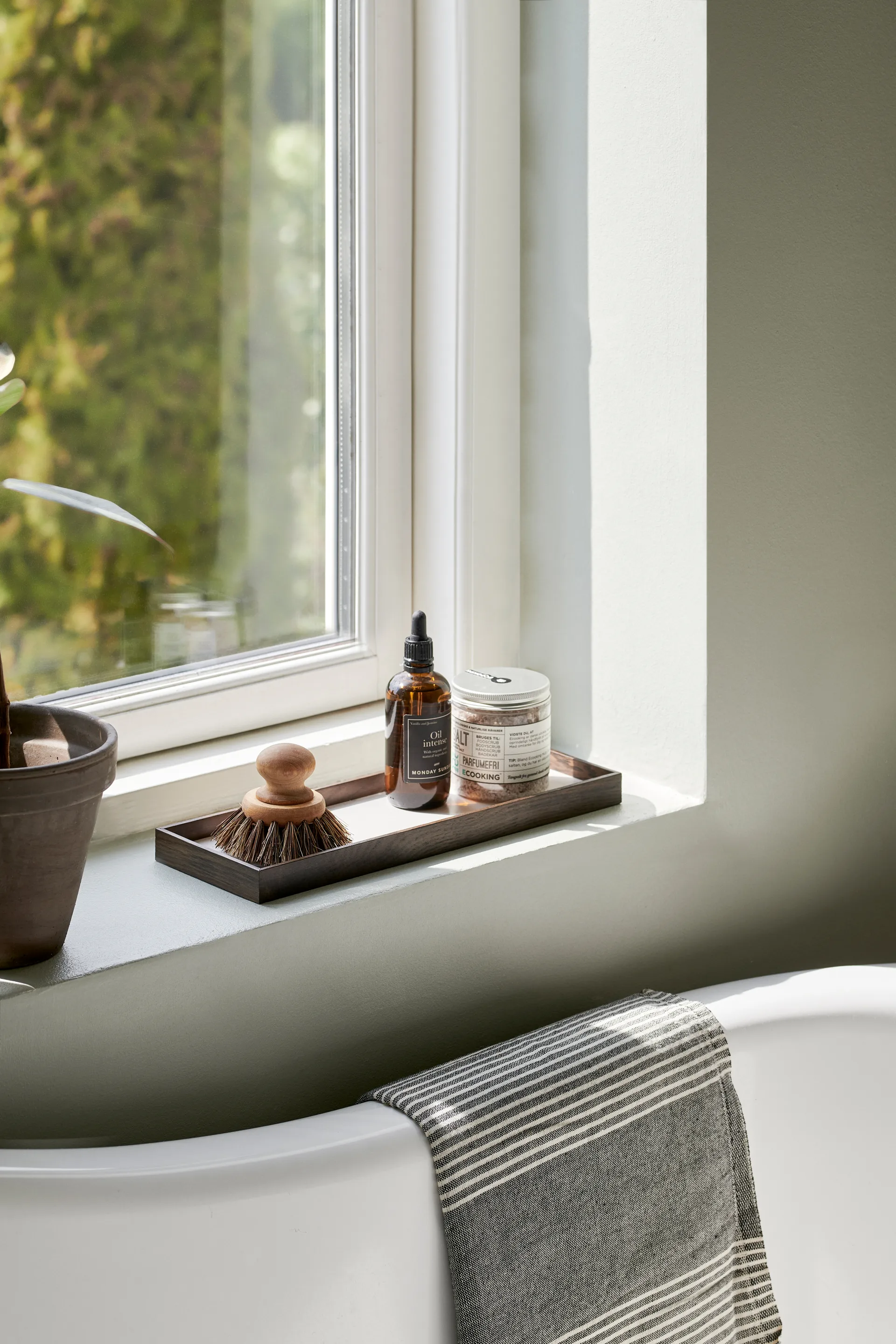 Plateau Frame small 11x32,4 cm, Chêne fumé-beige Gejst