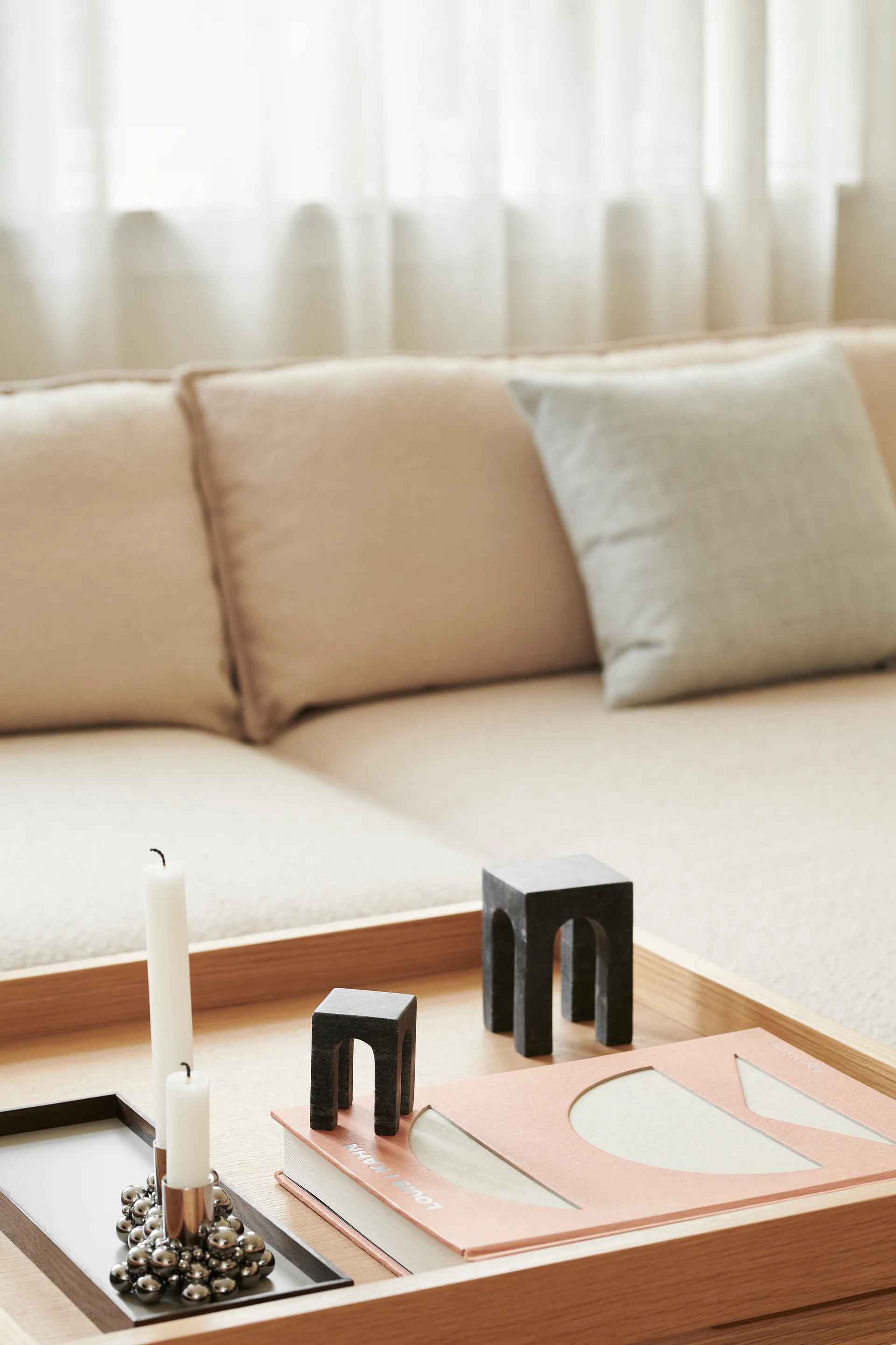 Plateau Frame small 11x32,4 cm, Chêne fumé-gris Gejst