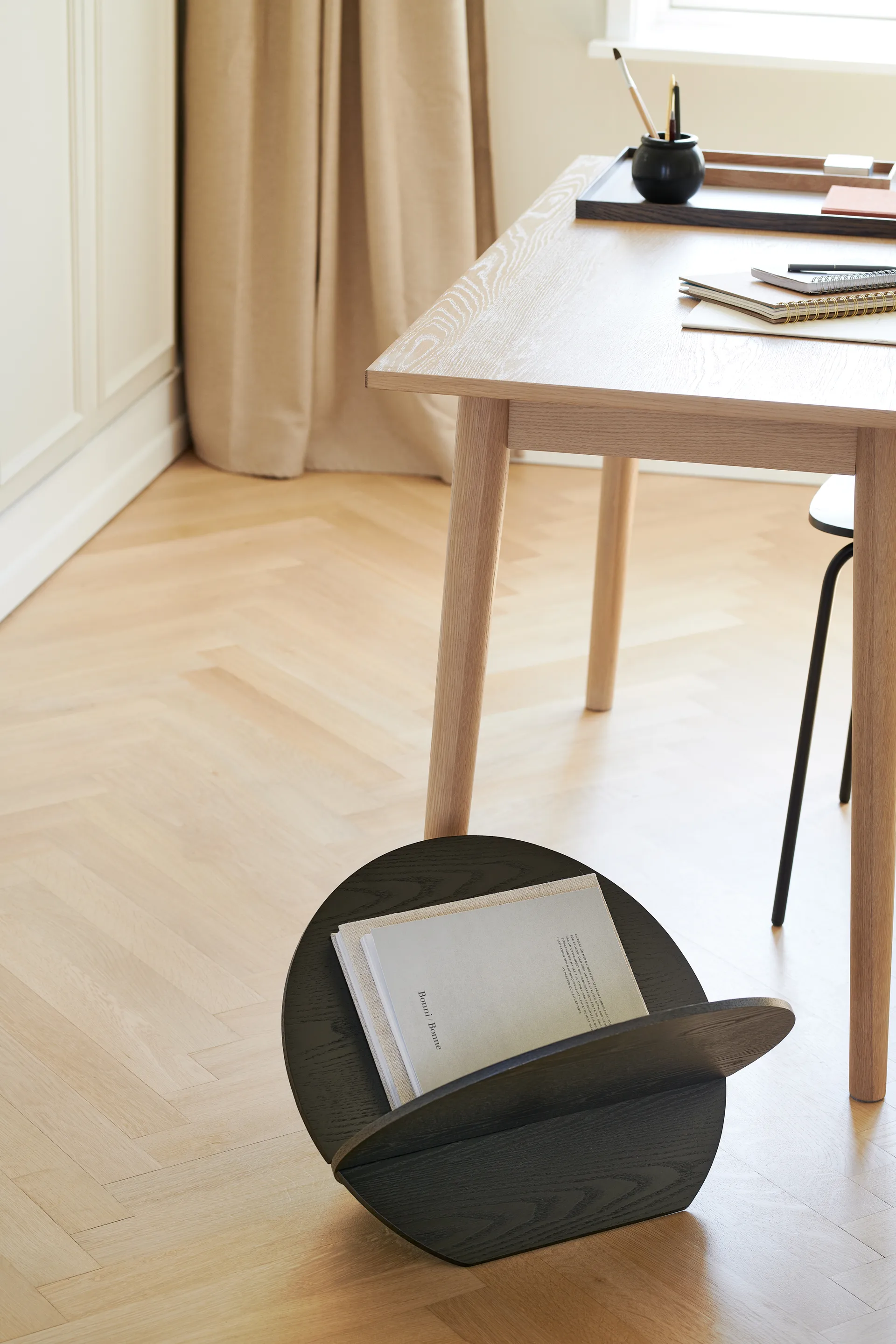 Porte-revues Silia, Boîte noire Gejst