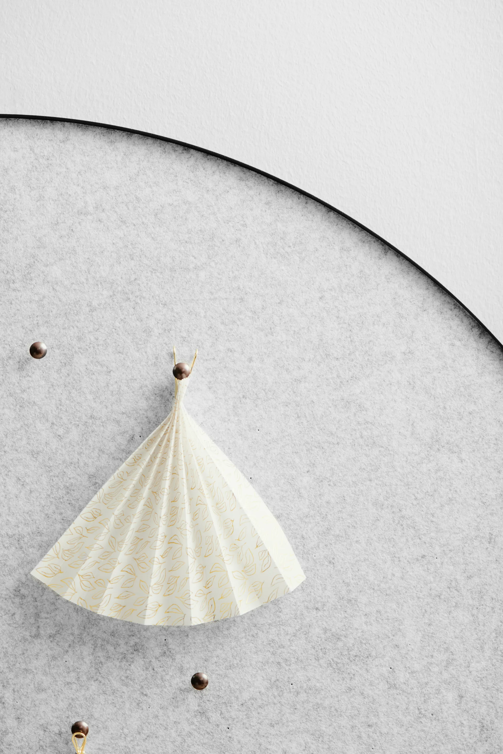 Tableau d'affichage Retell Ø80 cm, Gris clair Gejst