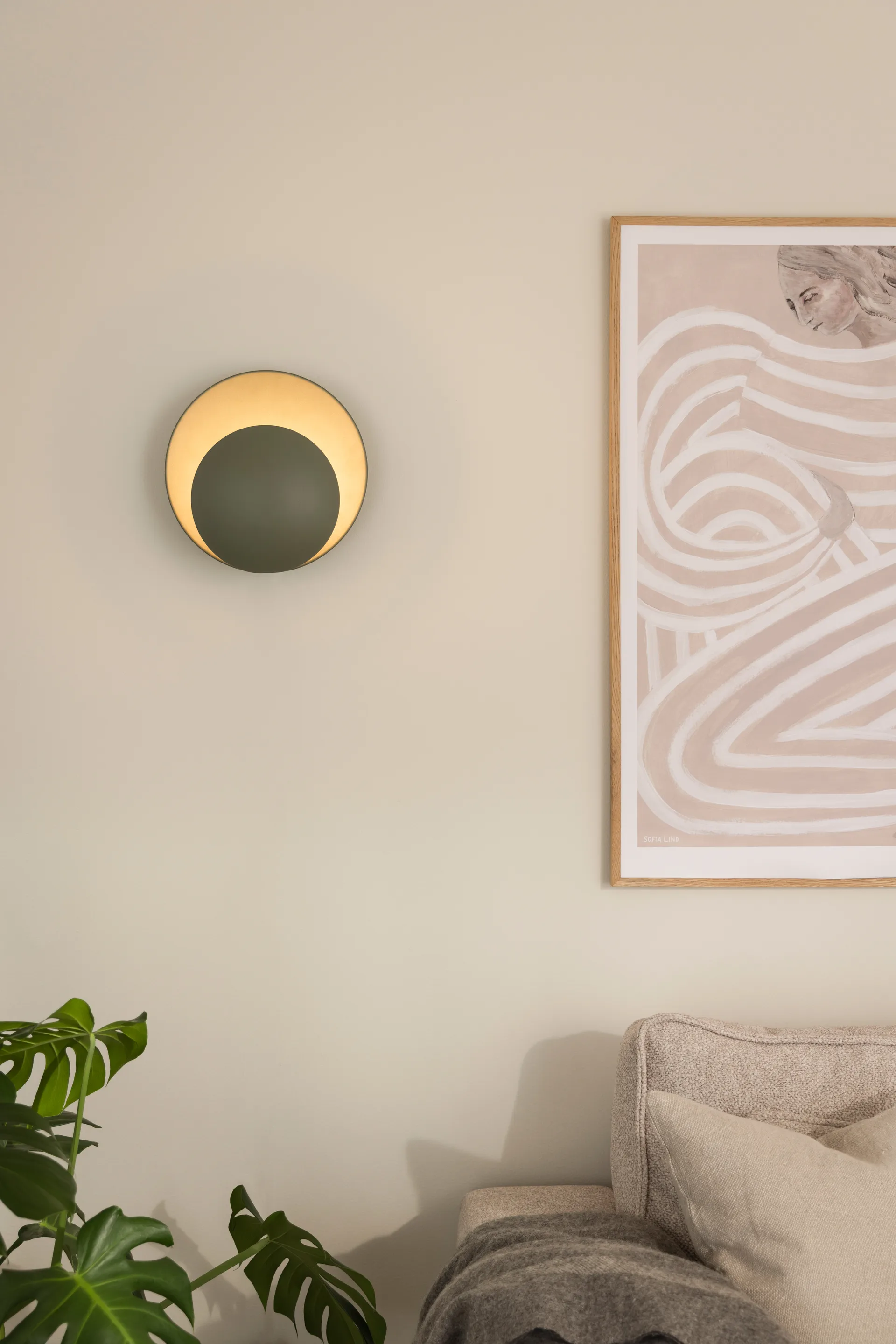 Applique murale Orbit, Vert mousse Globen Lighting