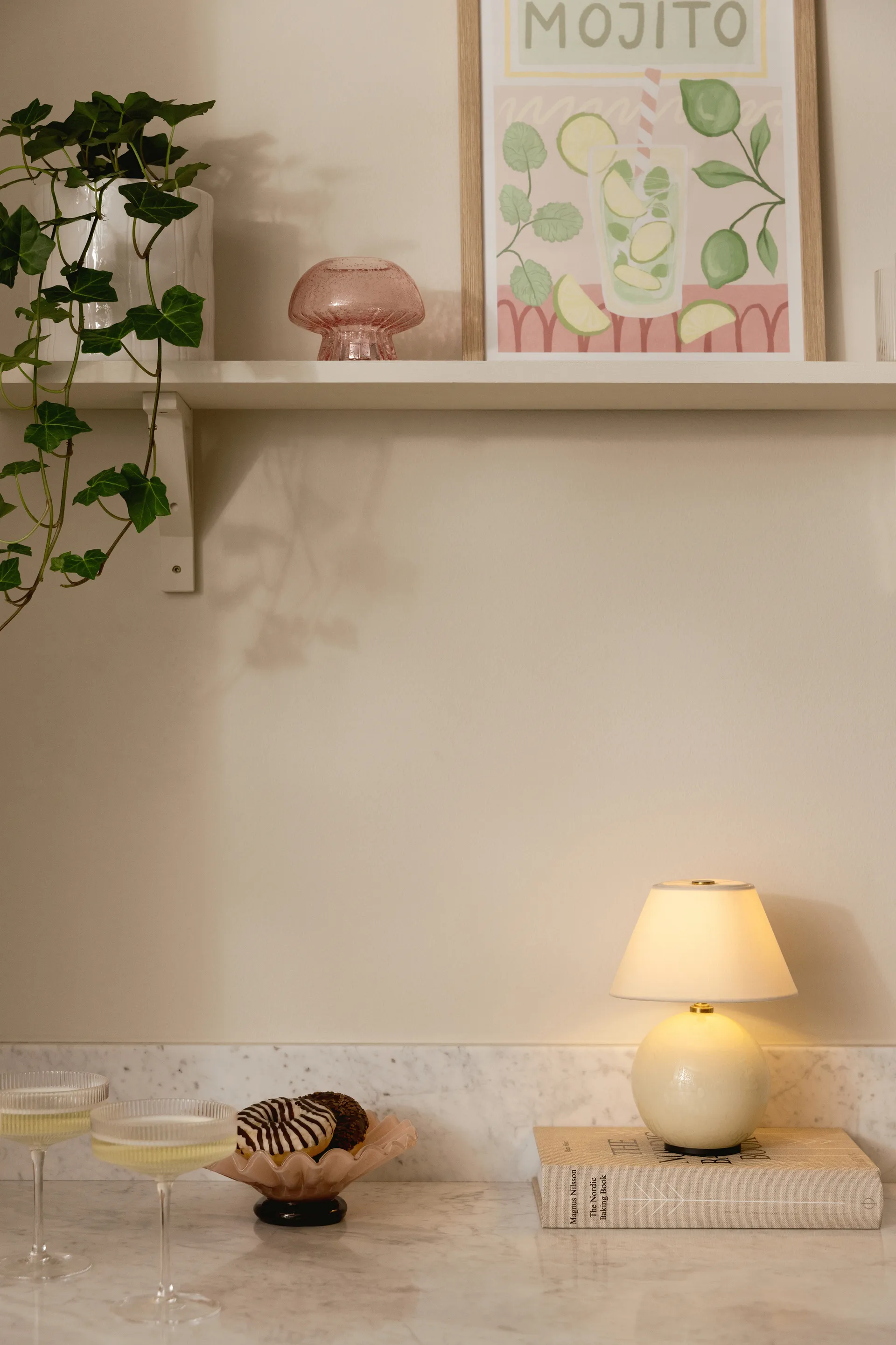 Iris 16 lampe de table portable, Crème Globen Lighting