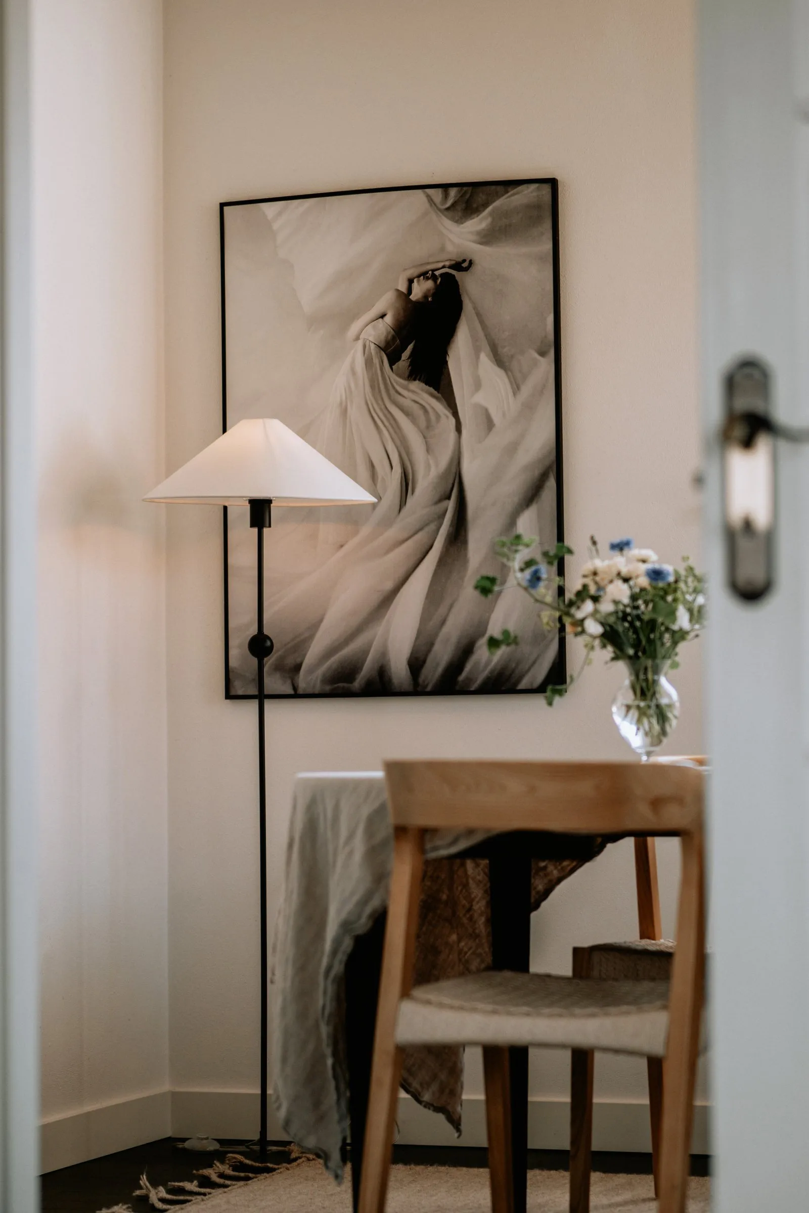 Lampadaire Astrid 130 cm, Noir Globen Lighting