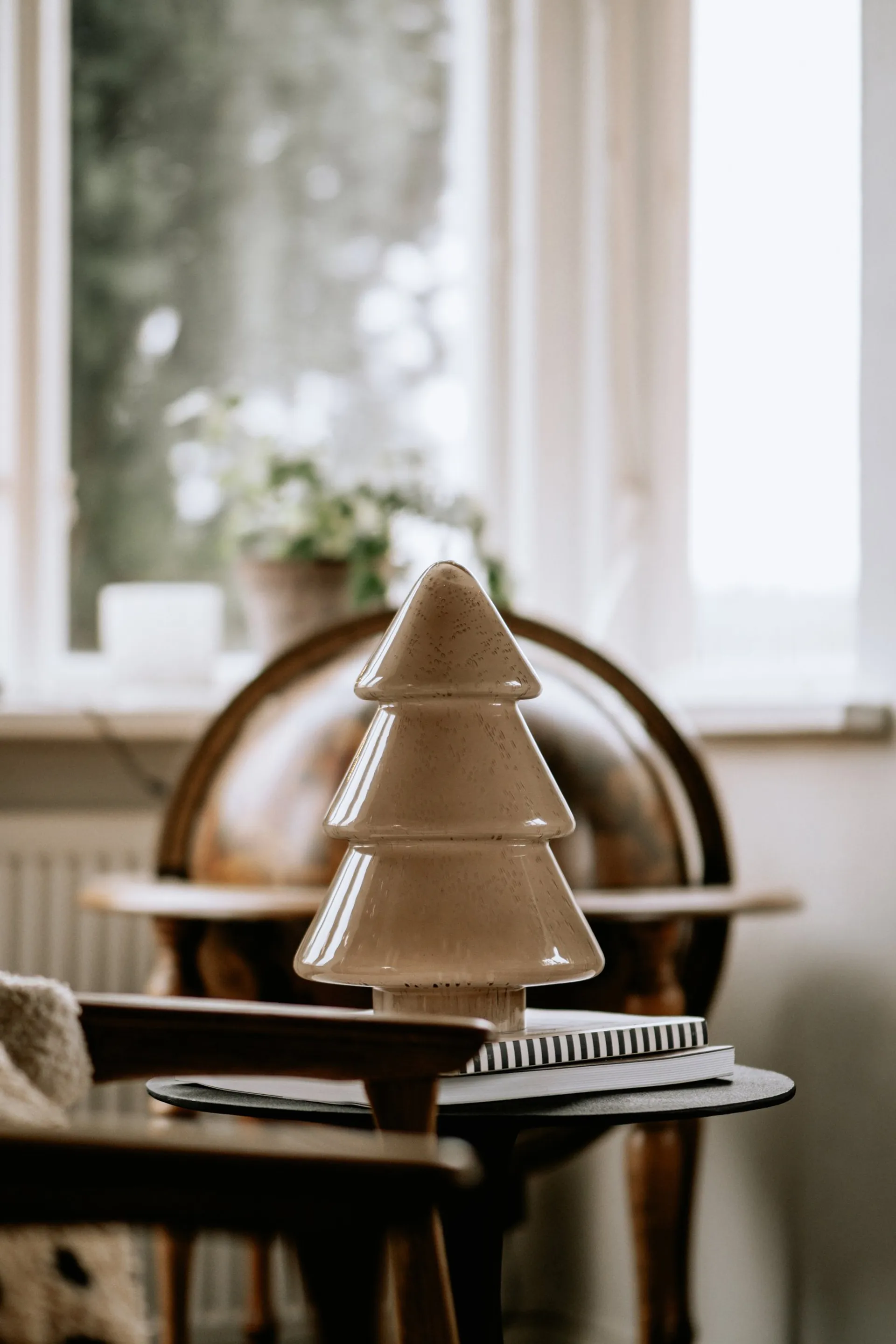 Lampe à poser Kvist 20, Beige Globen Lighting