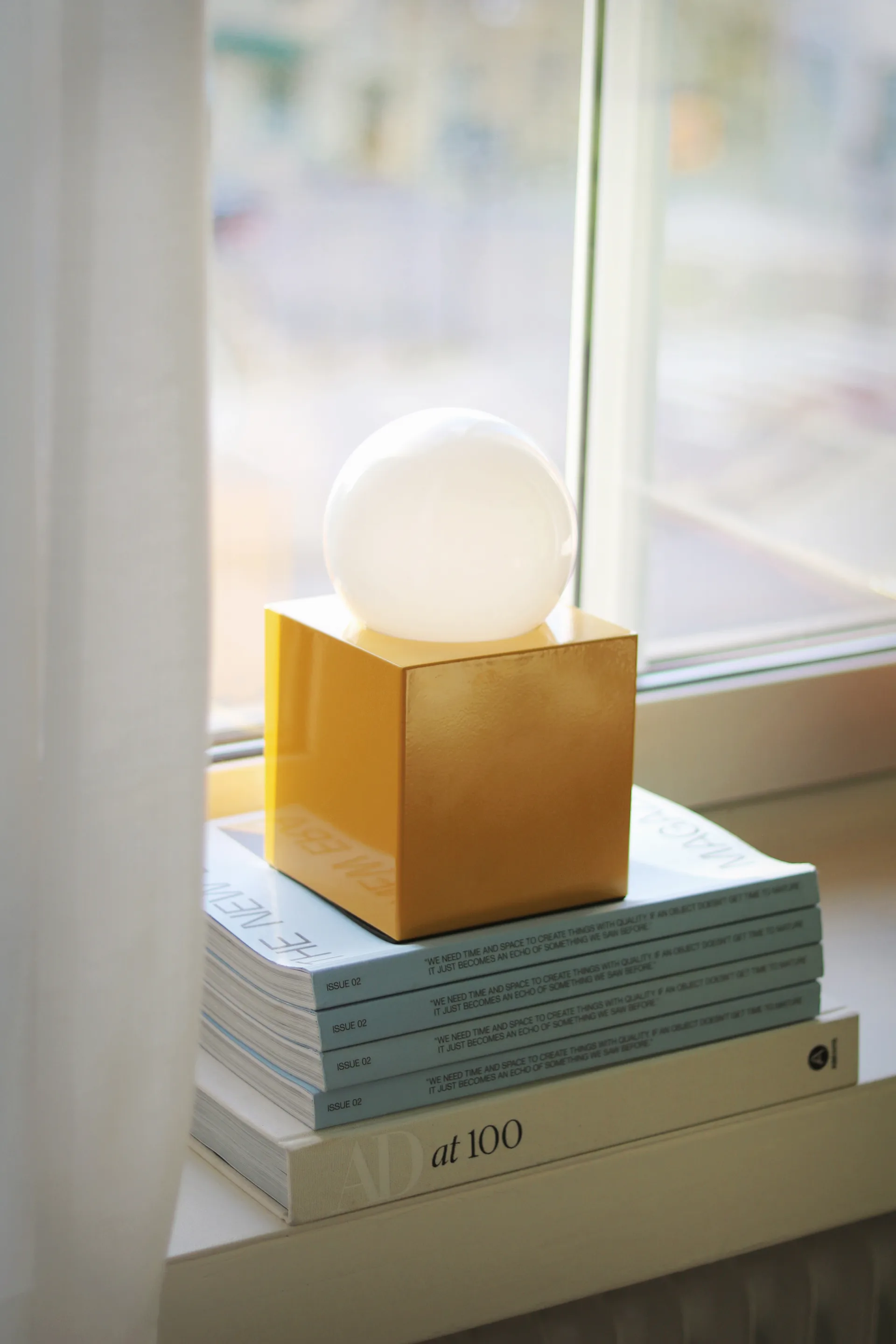 Lampe de table Bob 14, Jaune Globen Lighting