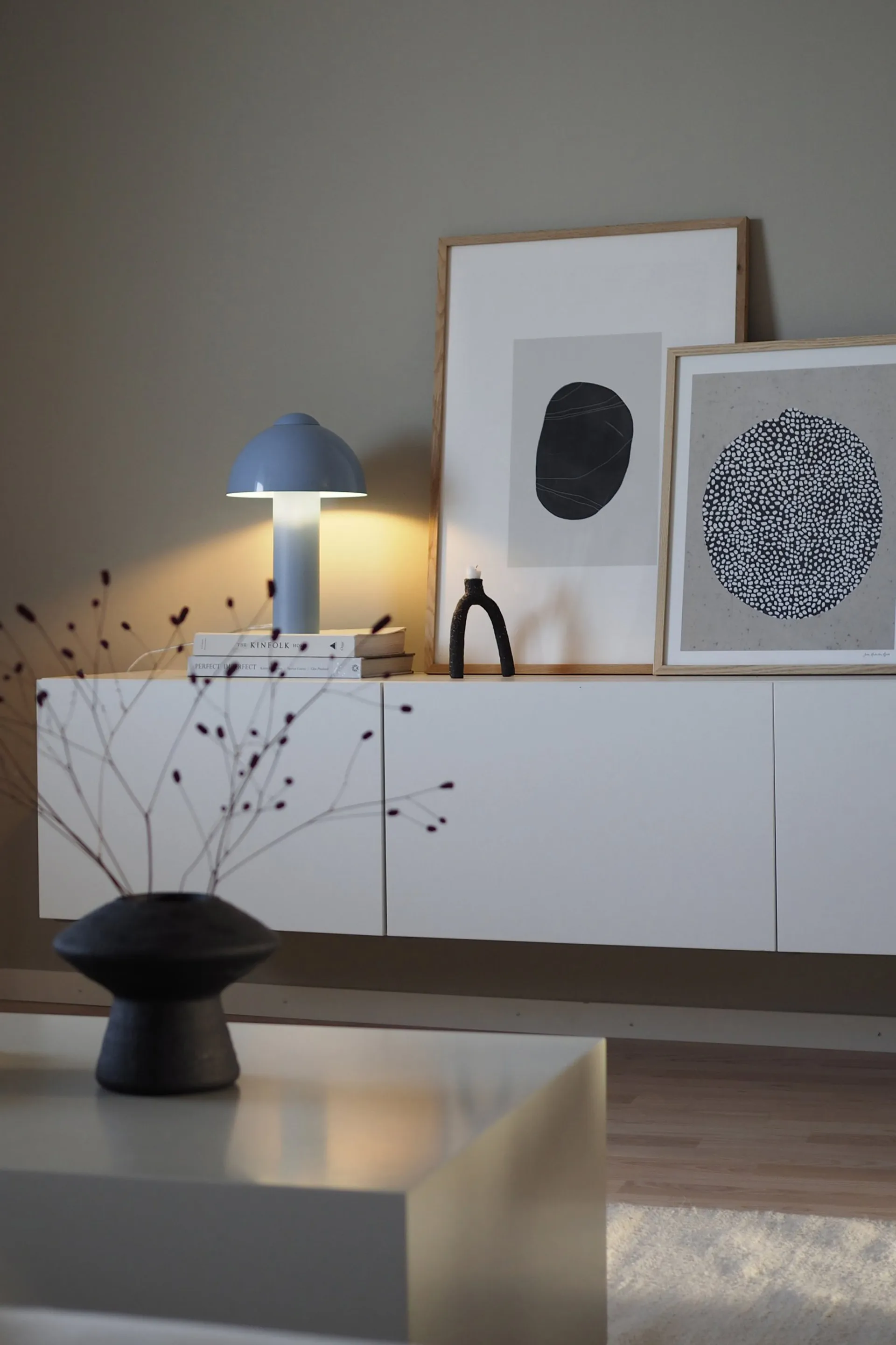 Lampe de table Buddy 23 36 cm, Bleu clair Globen Lighting