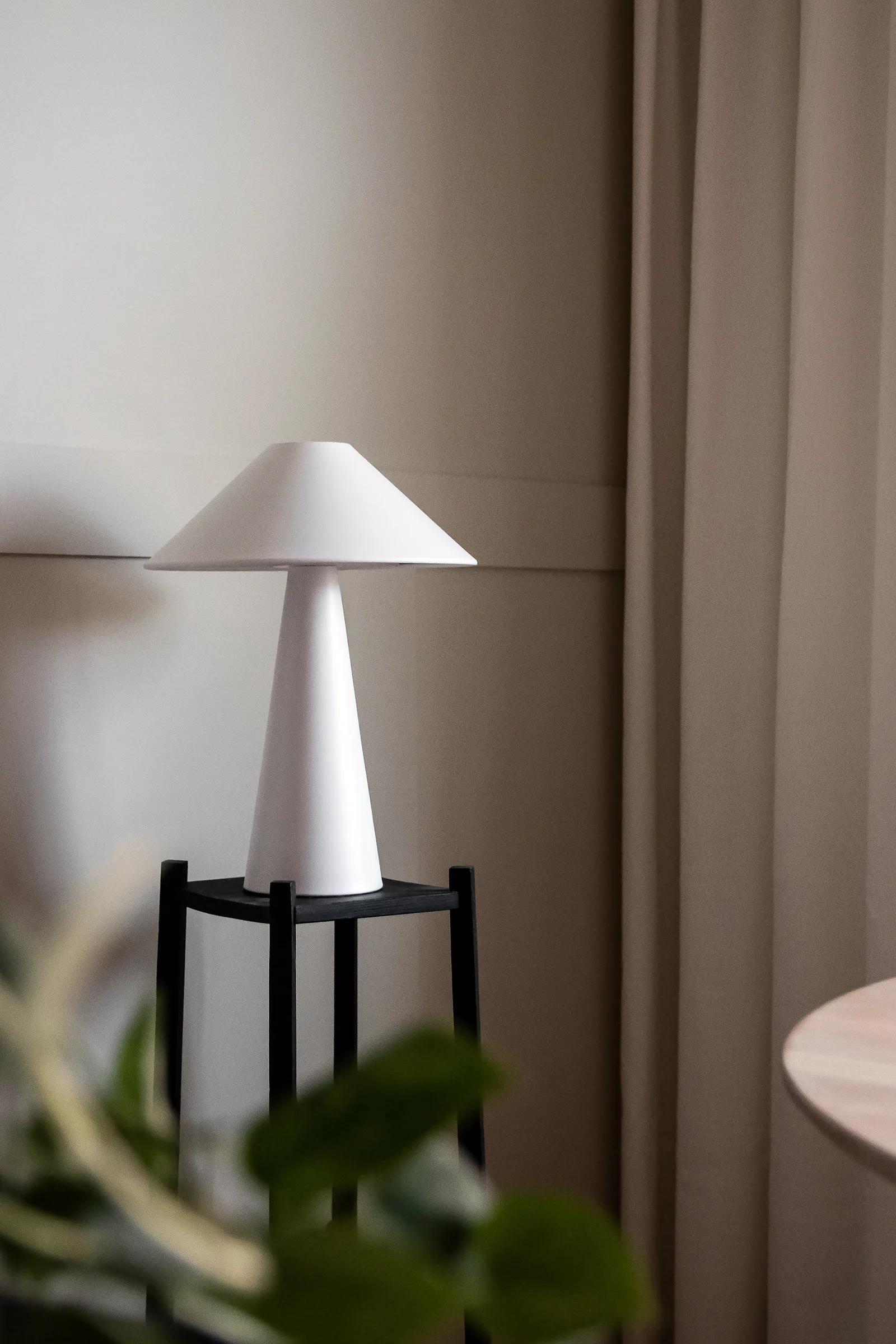 Lampe de table Cannes, Blanc Globen Lighting
