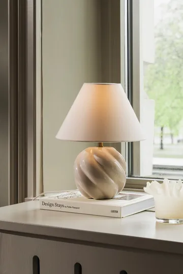 Lampe de table Dahlia - Beige - Globen Lighting