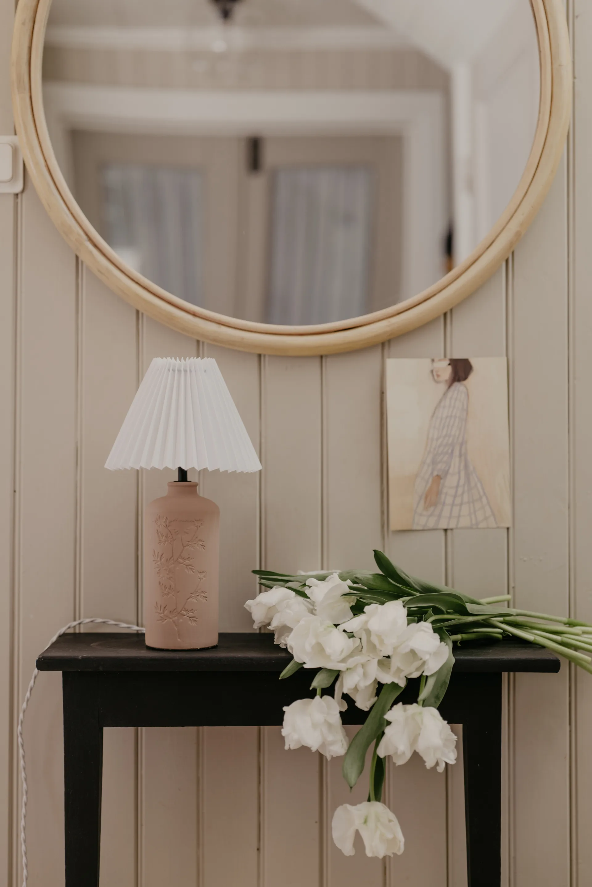 Lampe de table Flora 39 cm, Mud Globen Lighting