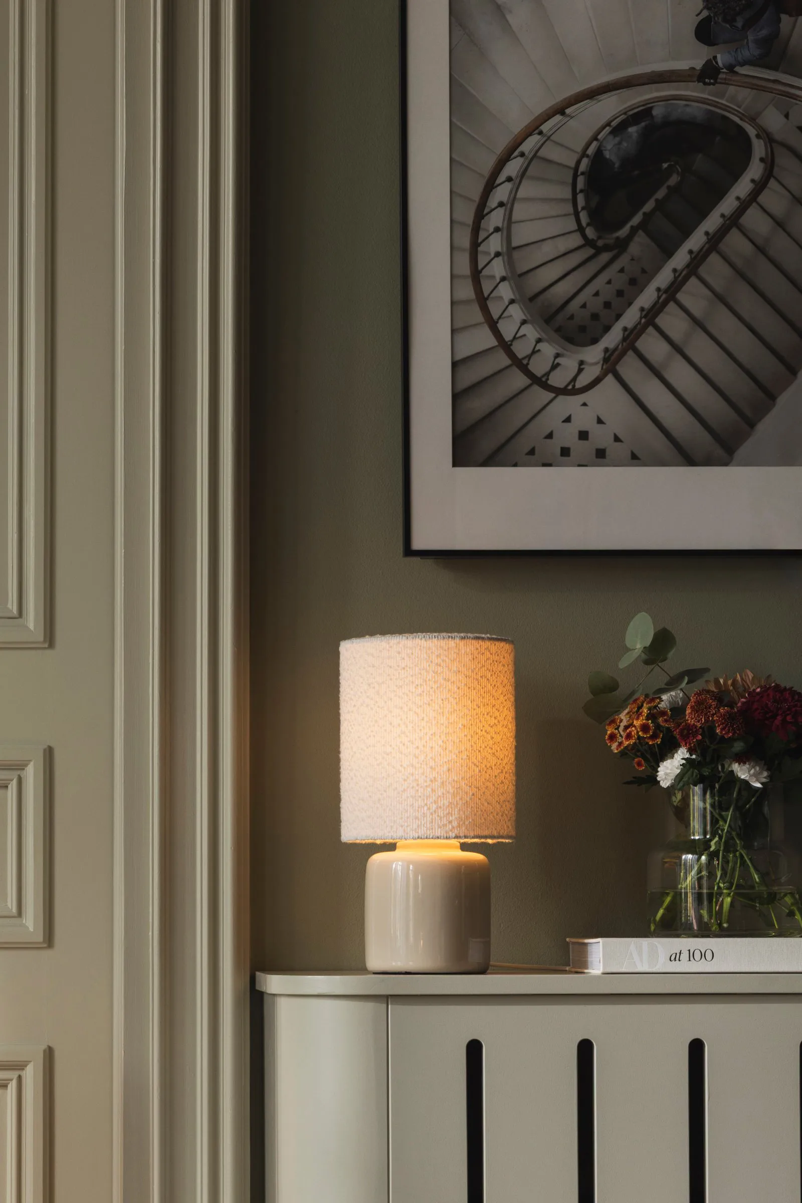 Lampe de table Florian, Bouclé blanc/beige, Ø20x39 cm Globen Lighting