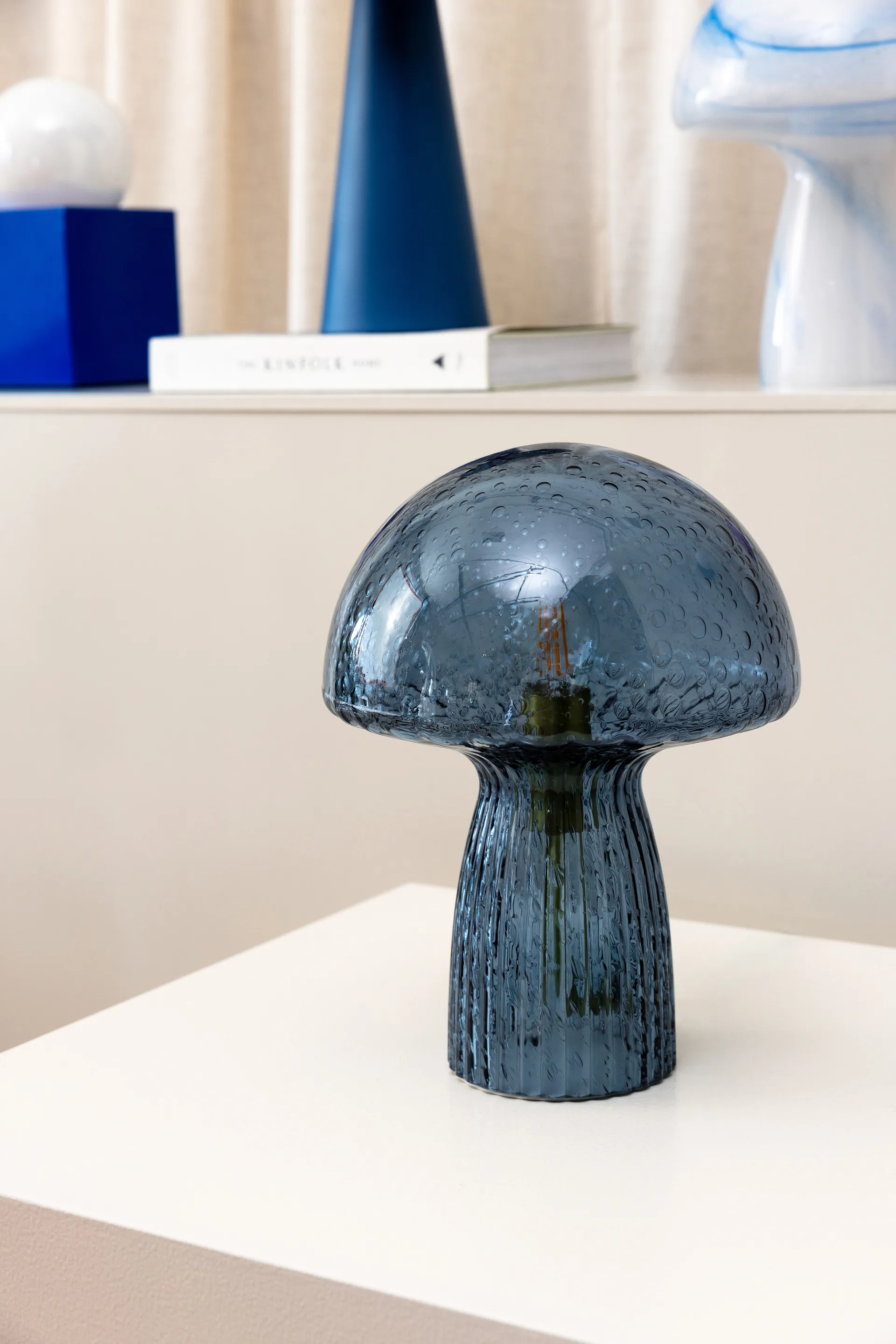 Lampe de table Fungo 22 Édition Spéciale, Bleu Globen Lighting