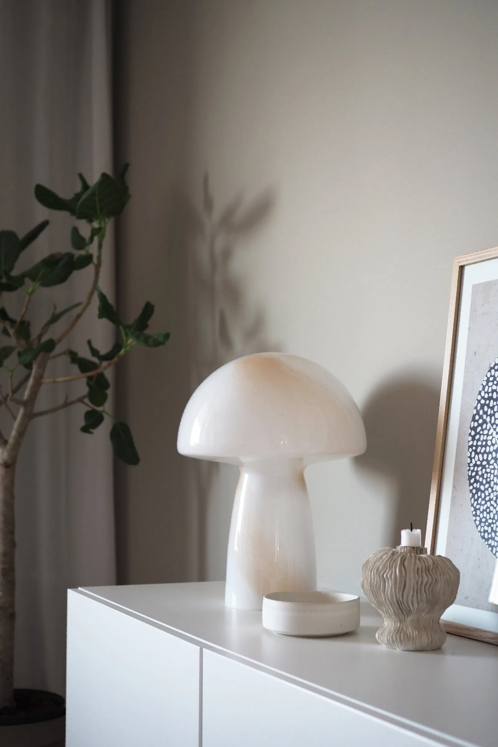 Lampe de table Fungo beige, 42 cm Globen Lighting