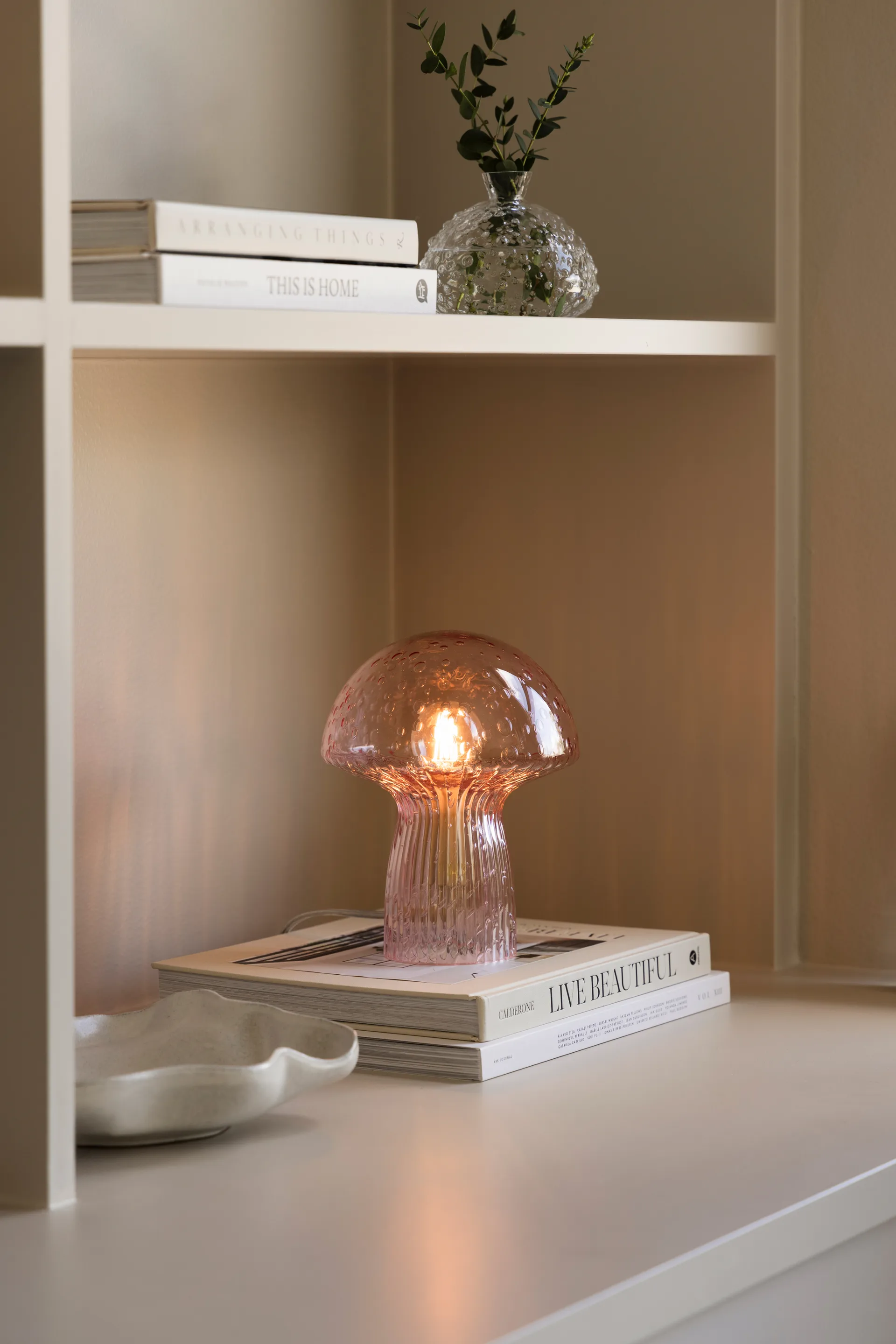 Lampe de table Fungo Special Edition rose, Ø16 cm, H :20 cm Globen Lighting