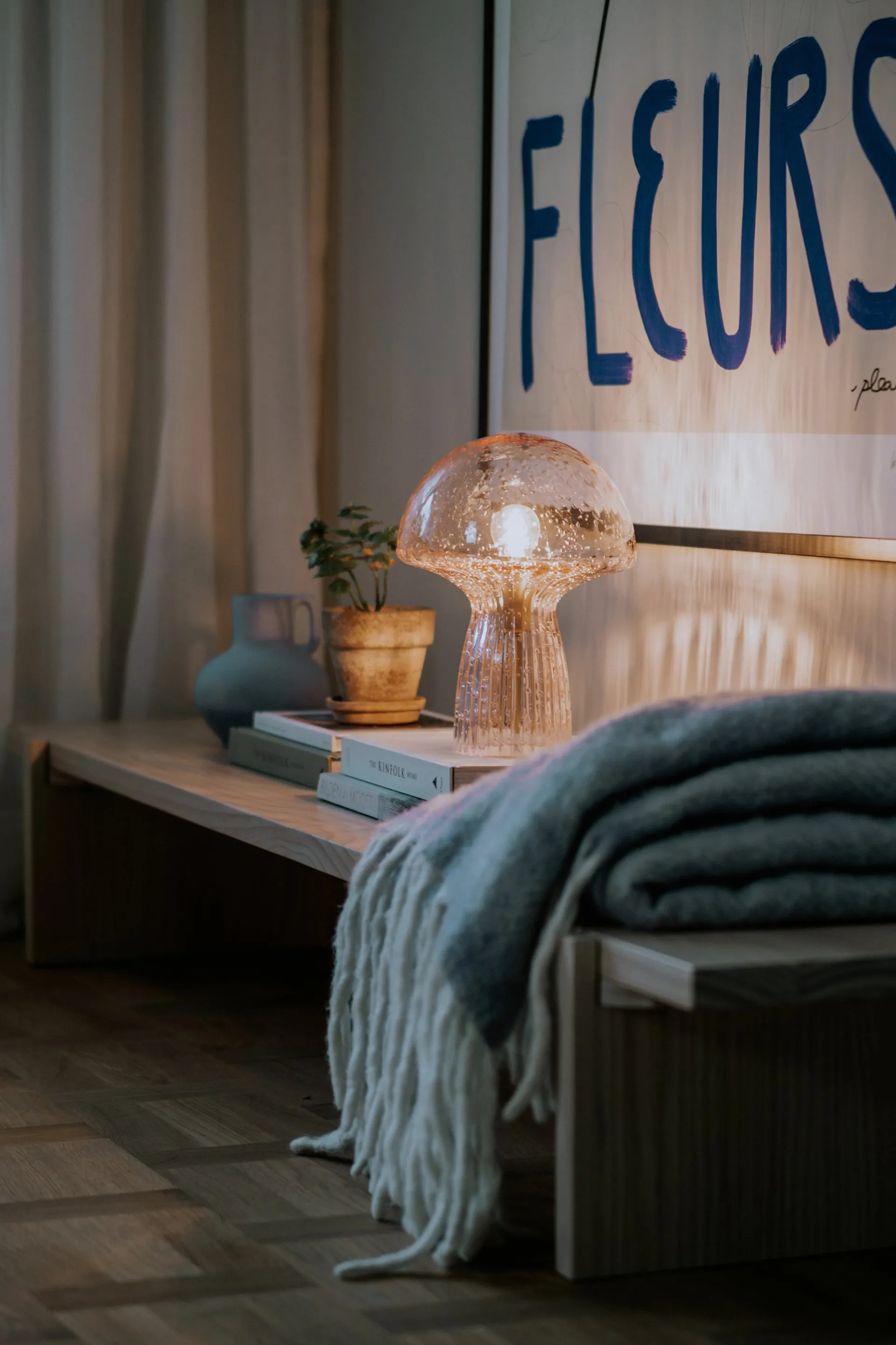 Lampe de table Fungo Special Edition rose, 30 cm Globen Lighting