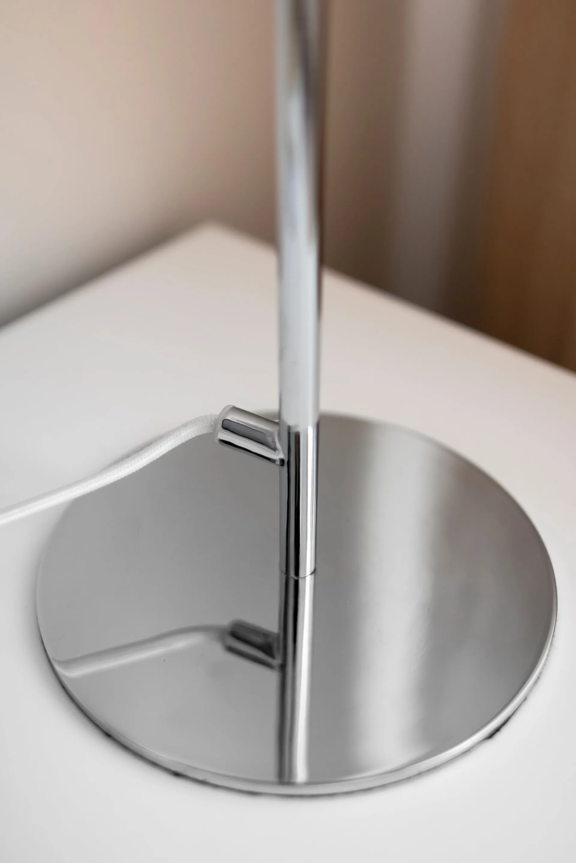 Lampe de table Icon 25 48 cm, Chrome Globen Lighting