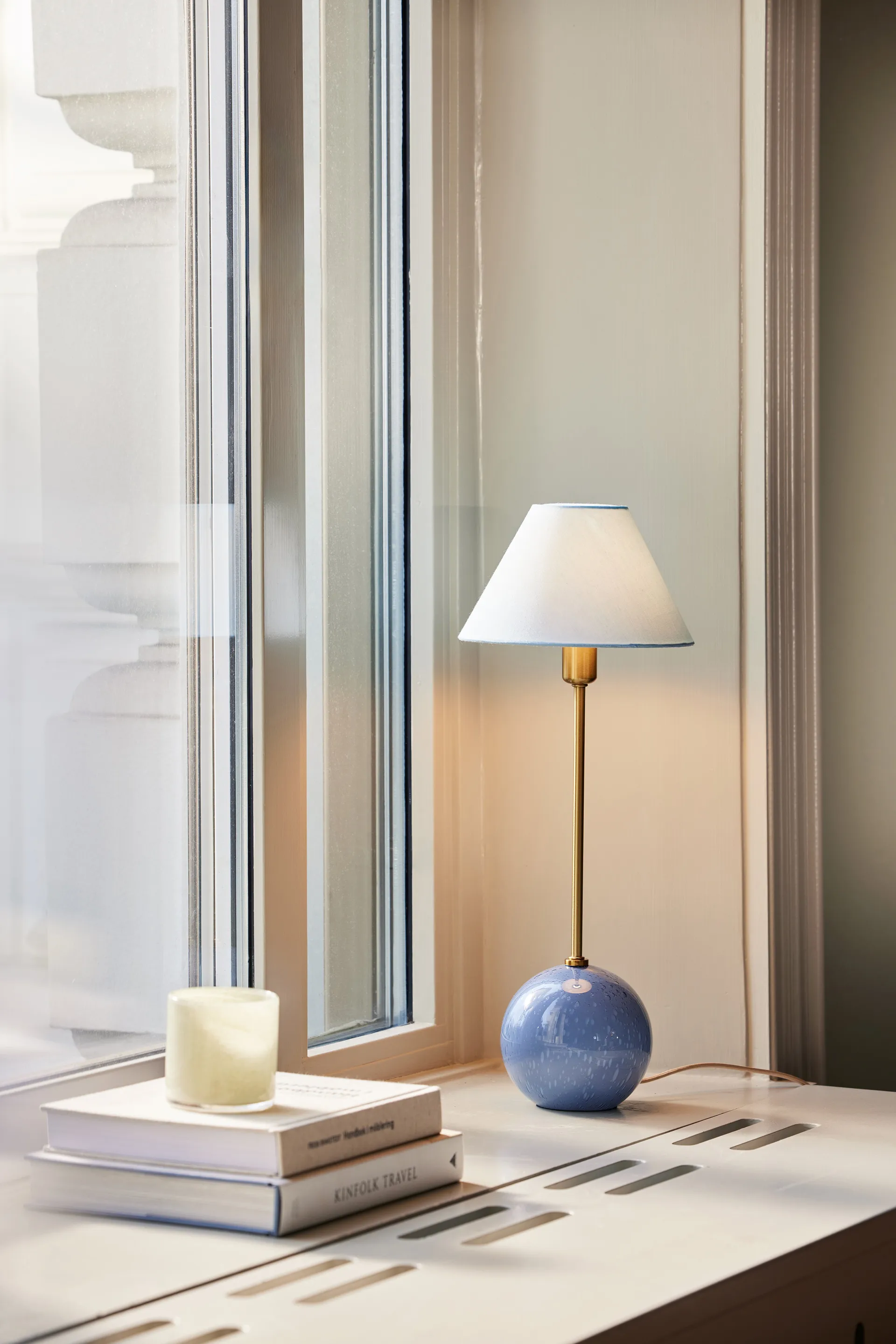 Lampe de table Iris 20, Bleu canard Globen Lighting