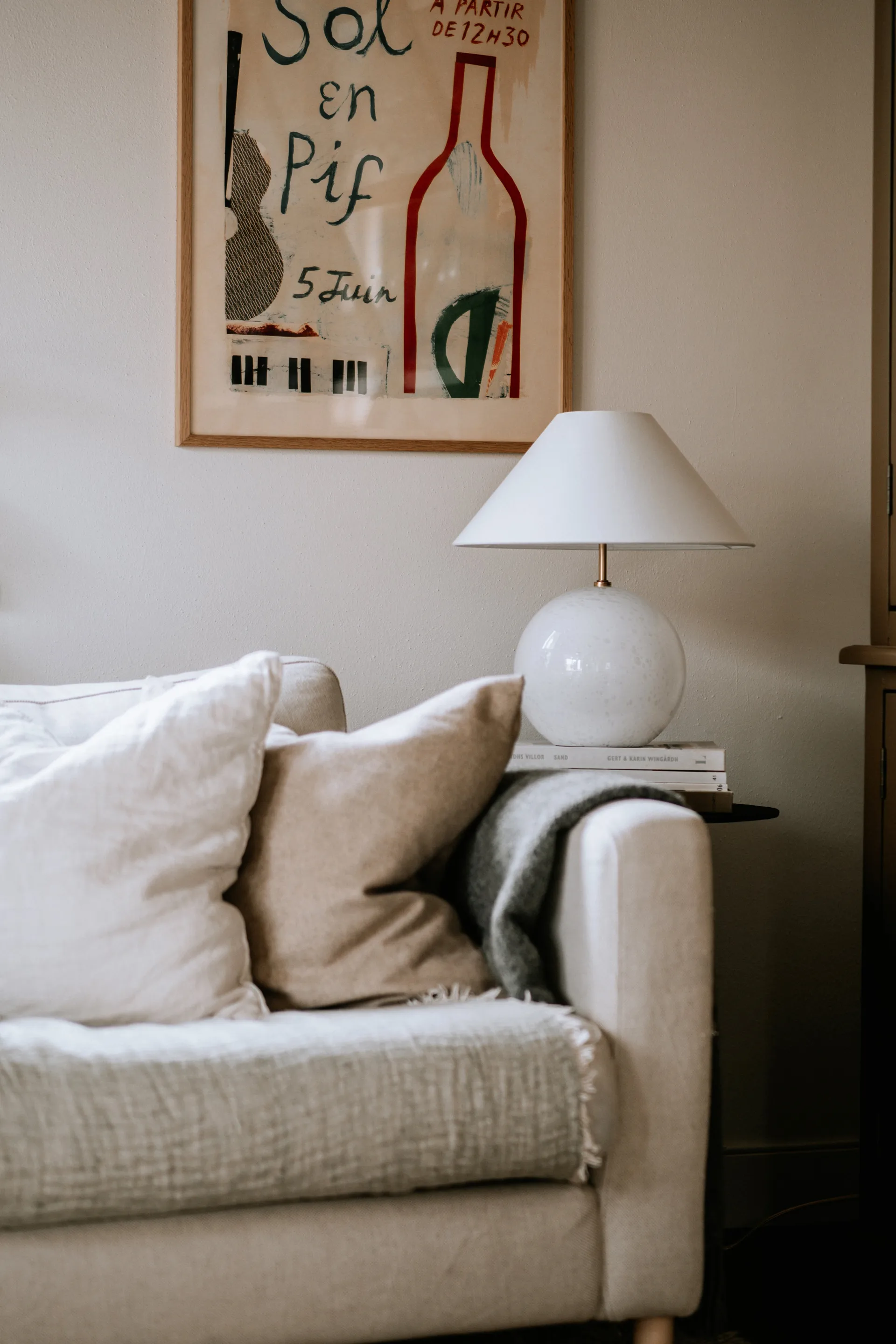 Lampe de table Iris 35 39 cm, Blanc Globen Lighting