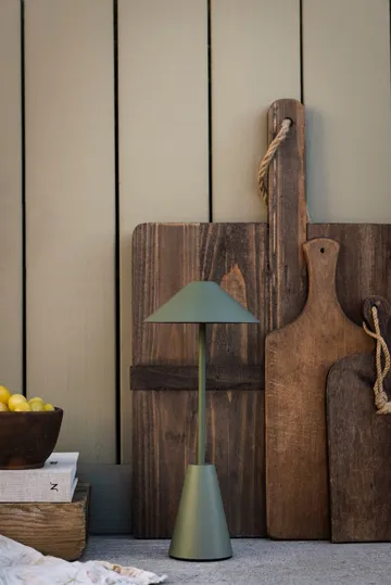 Lampe de table portable Cannes 32 - Vert mousse - Globen Lighting