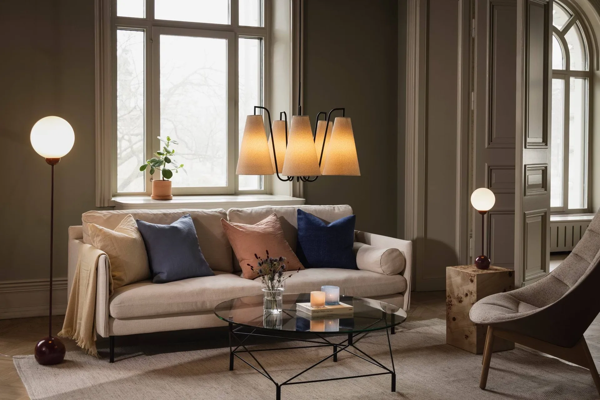Lampe sur pied Ripley, Bordeaux Globen Lighting