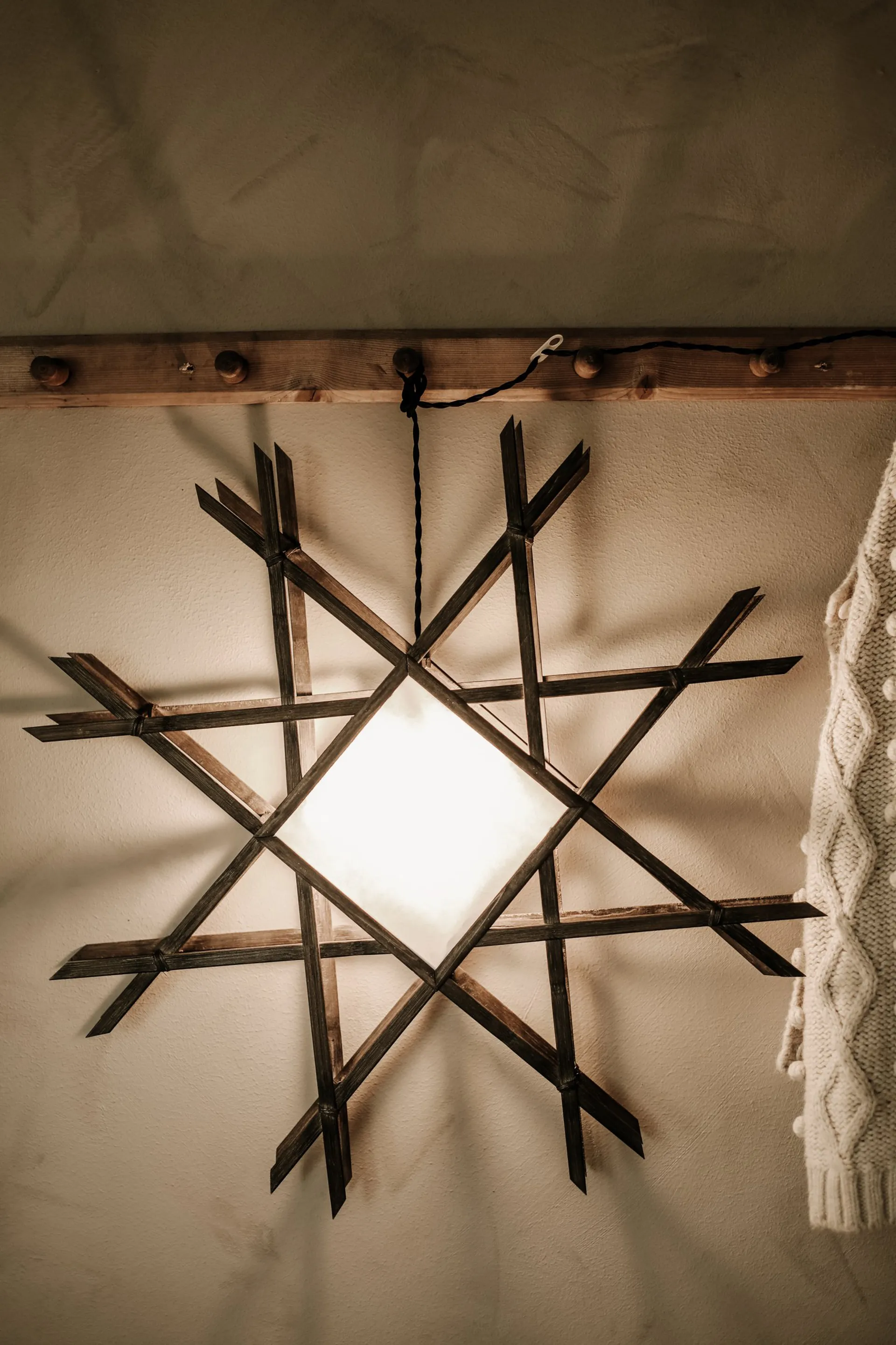 Lea 70 Étoile de Noël, Marron Globen Lighting