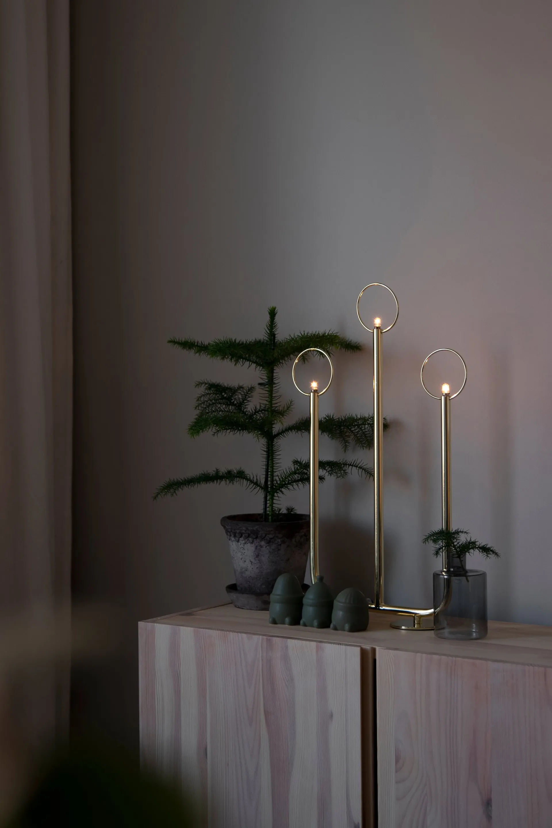 Natale 3 Chandelier de l’avent, Laiton Globen Lighting