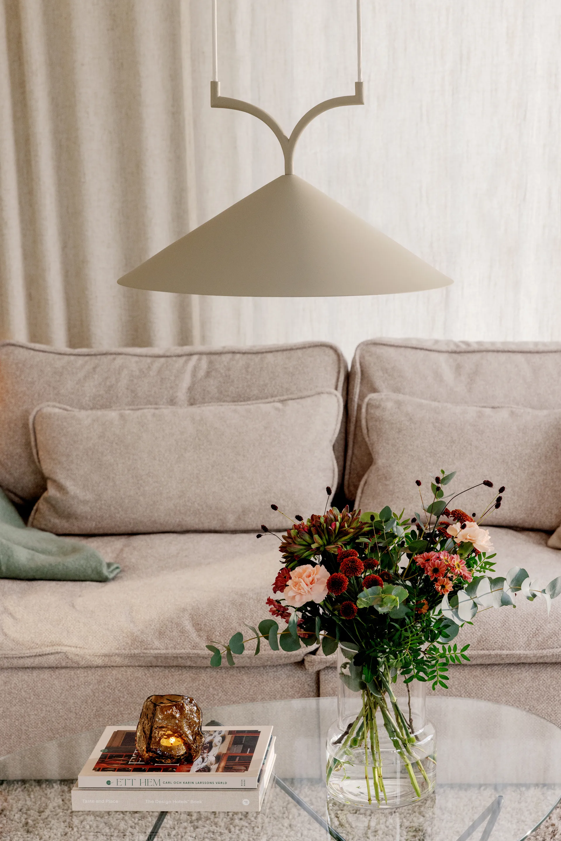 Pendel Curve 50, Beige Globen Lighting