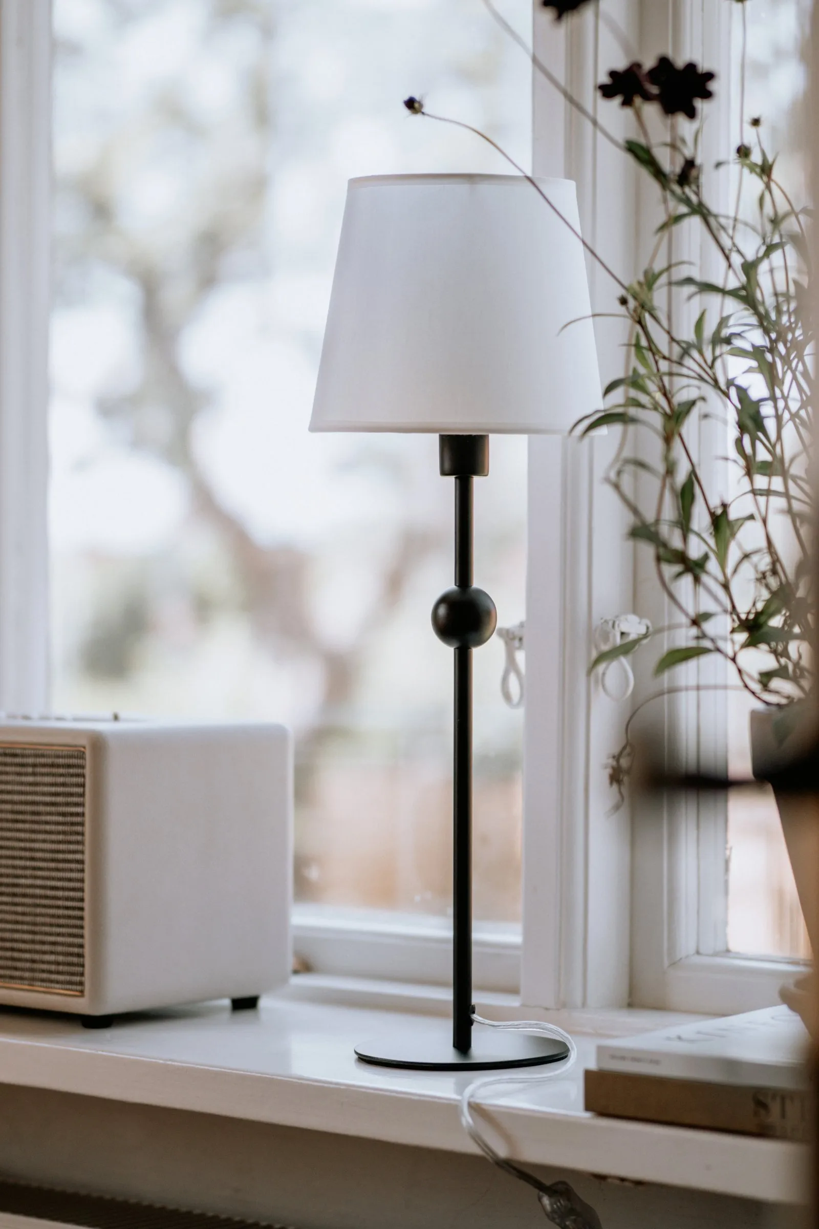 Pied de lampe Astrid, Noir Globen Lighting