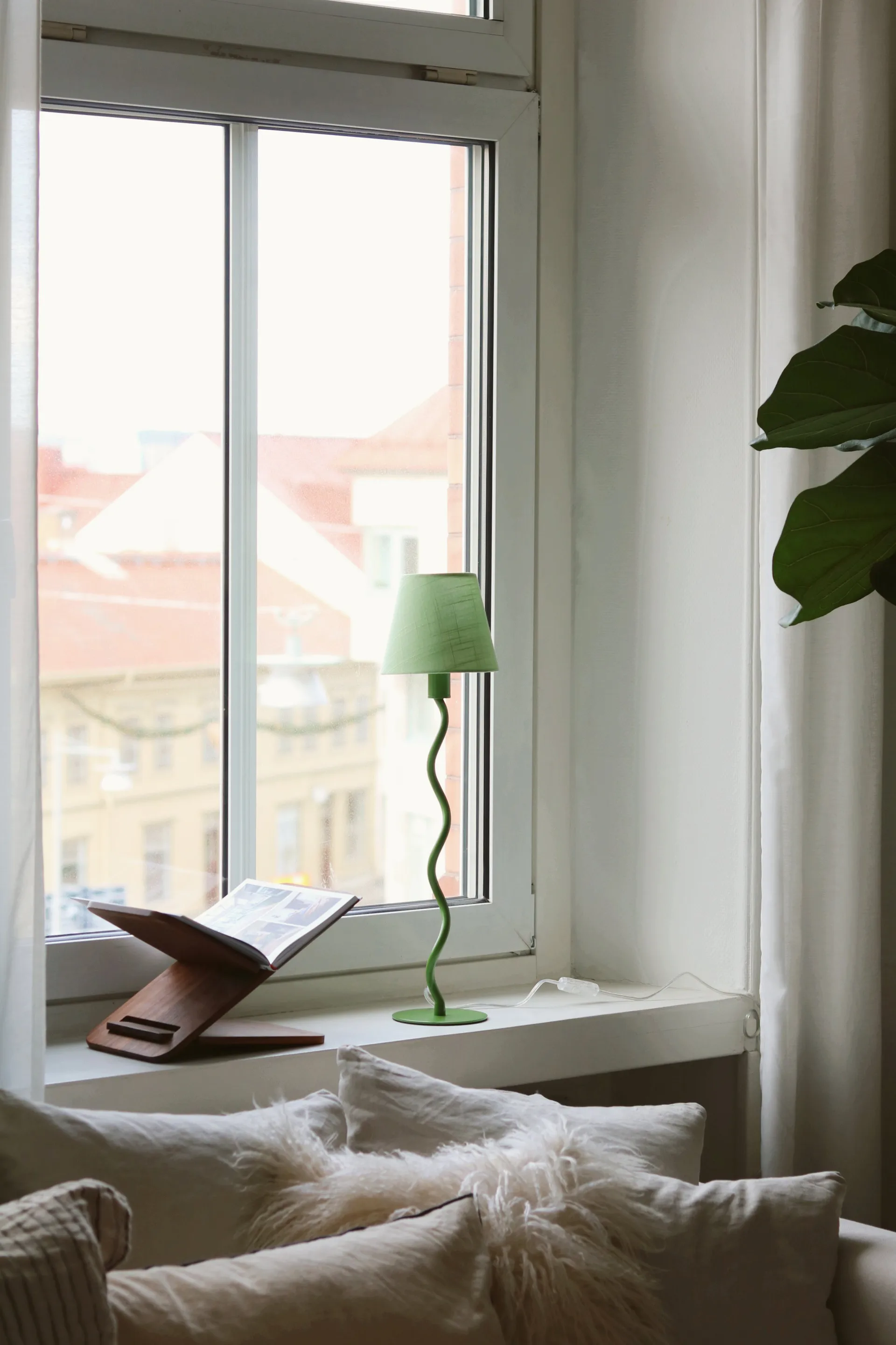 Pied de lampe de table Twist 50, Vert Globen Lighting
