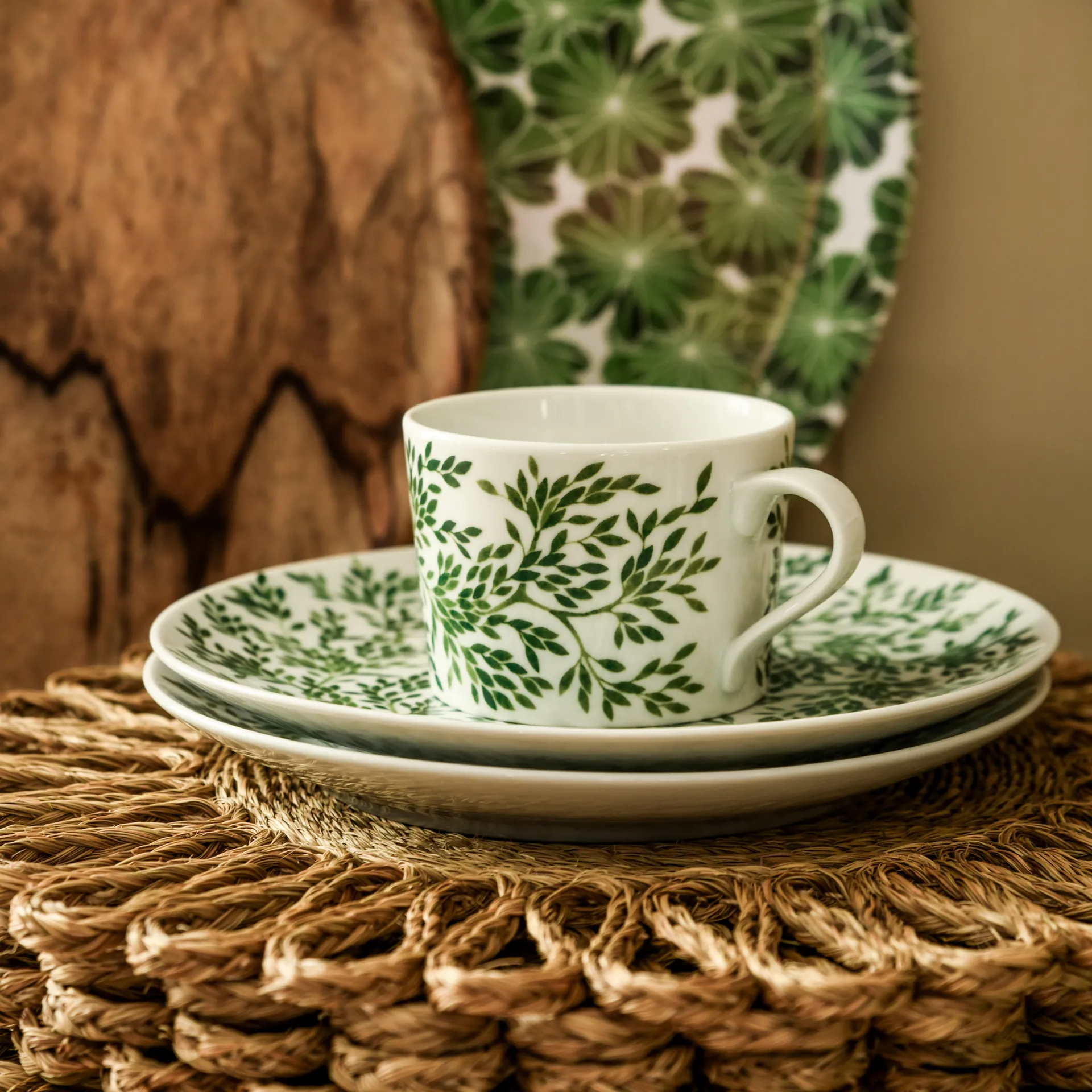 Assiette Botanica Myrte Ø21, Vert Götefors Porslin