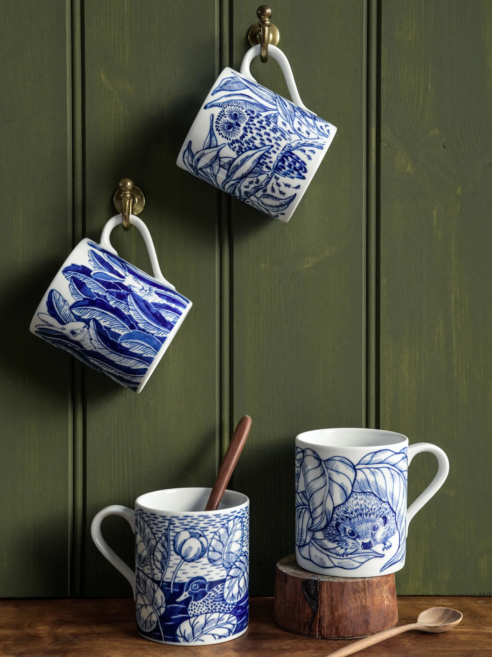 Tasse Hares in hiding 35 cl, Bleu Götefors Porslin