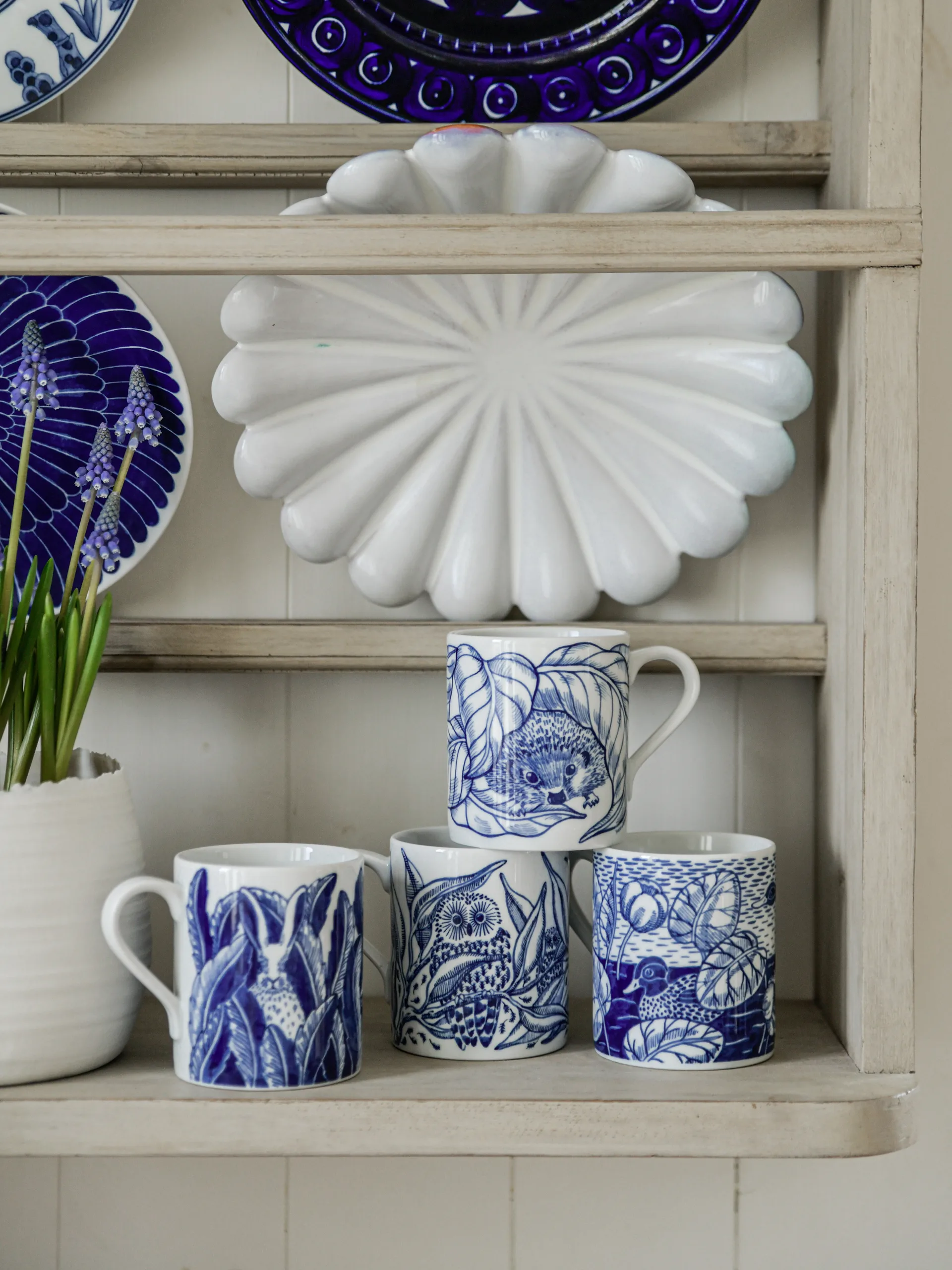 Tasse Hares in hiding 35 cl, Bleu Götefors Porslin