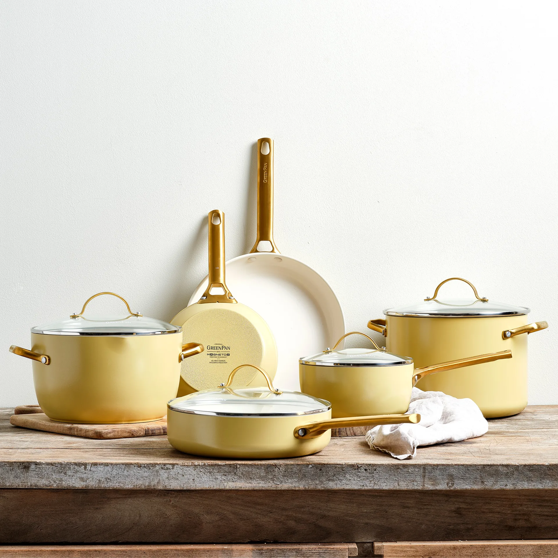 Lot de casseroles et poêles à frire Padova 10 Pièces, Sunshine yellow GreenPan