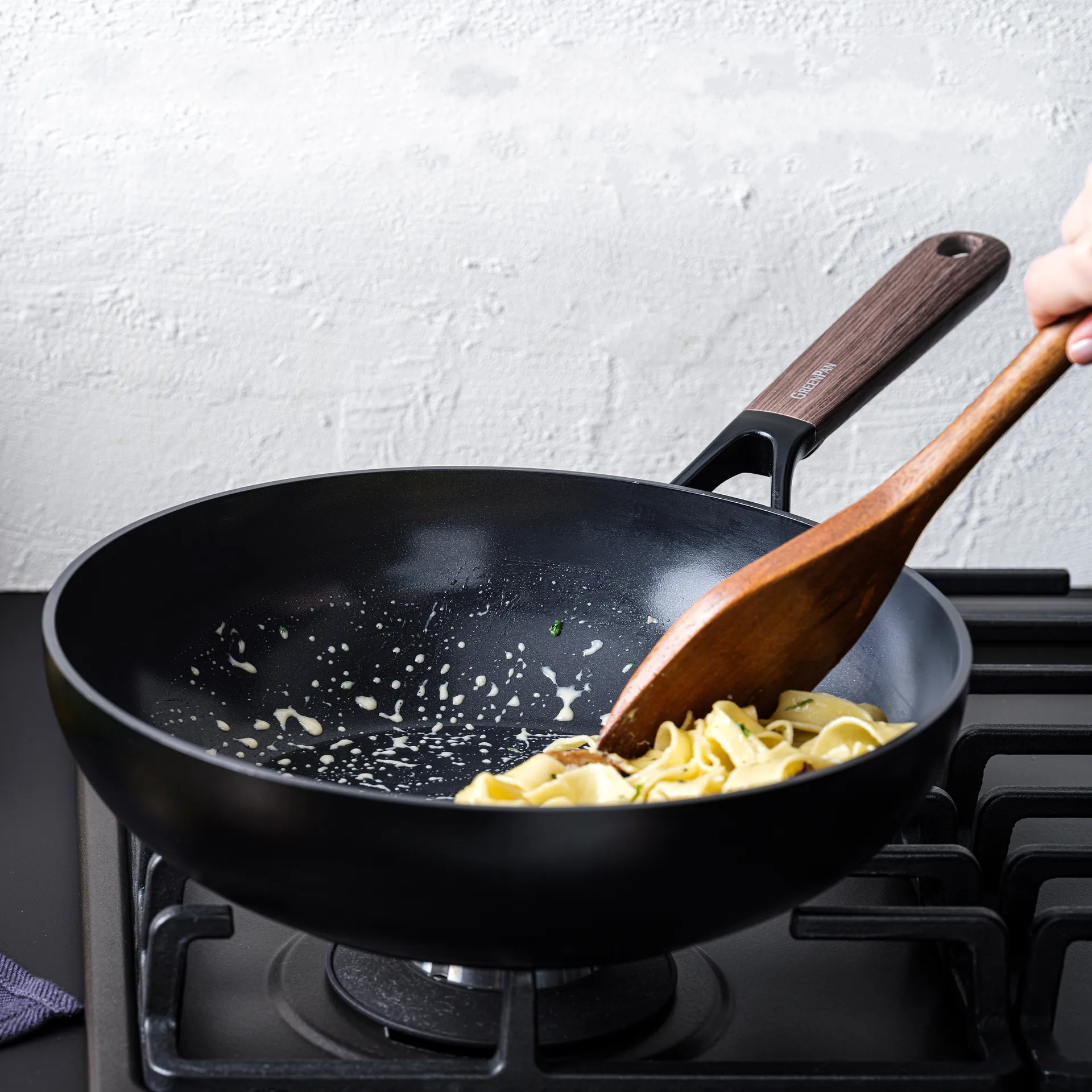 Wok Eco Smartshape 28 cm, Dark wood GreenPan