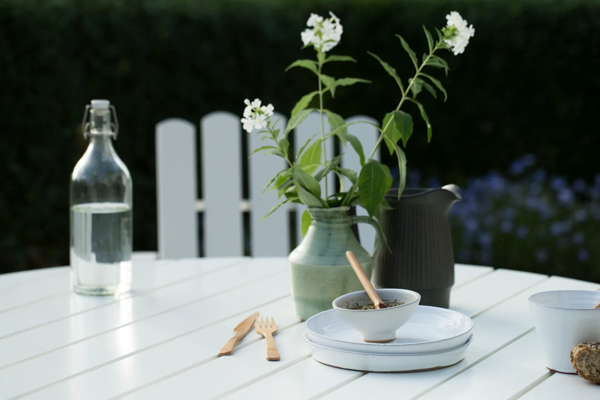 Ensemble Salle à Manger Grythyttan blanc 9A Ø120cm + 5pcs A2,  Grythyttan Stålmöbler