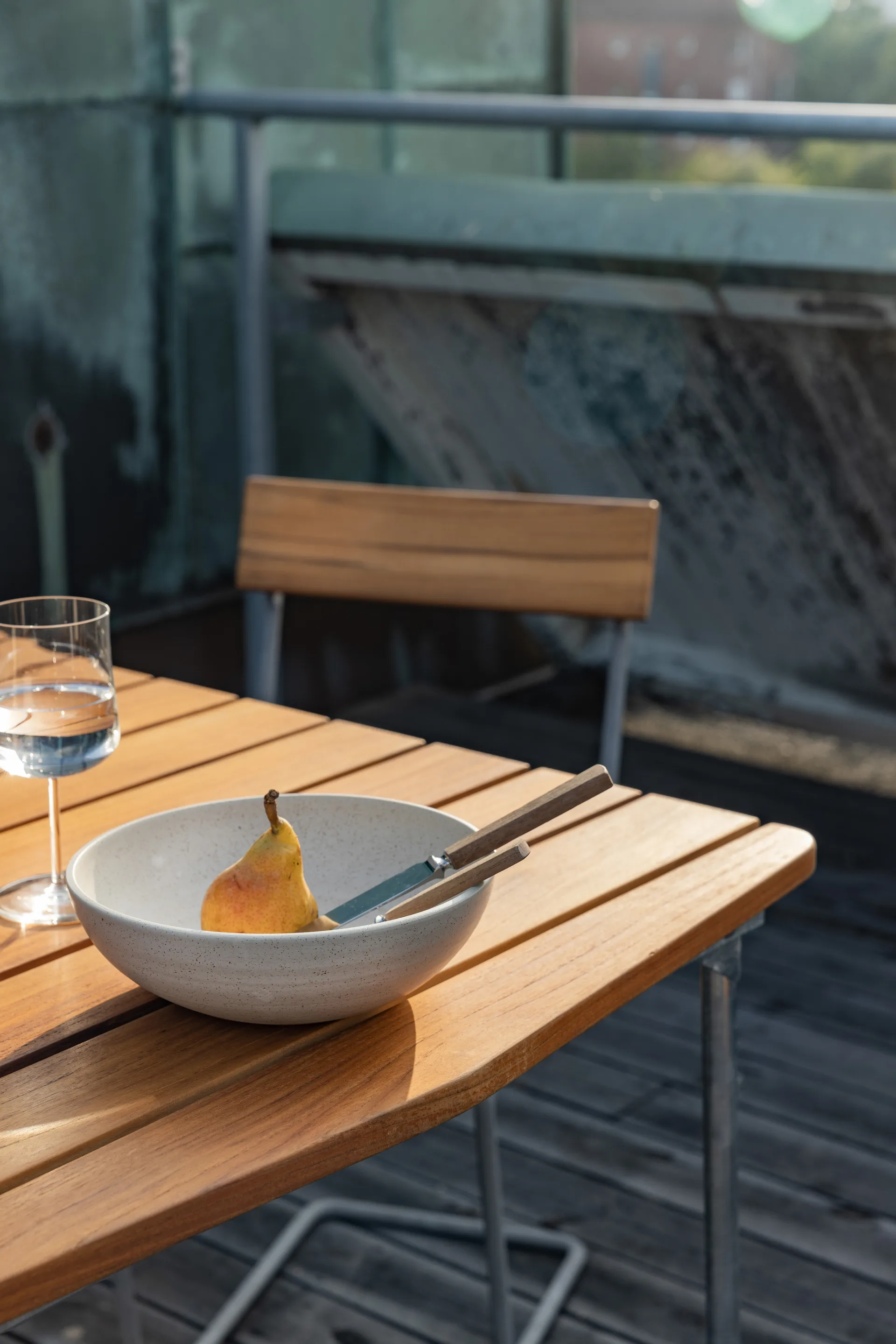 Table à manger B31, Chêne huilé-structure en acier avec galvanisation à chaud Grythyttan Stålmöbler