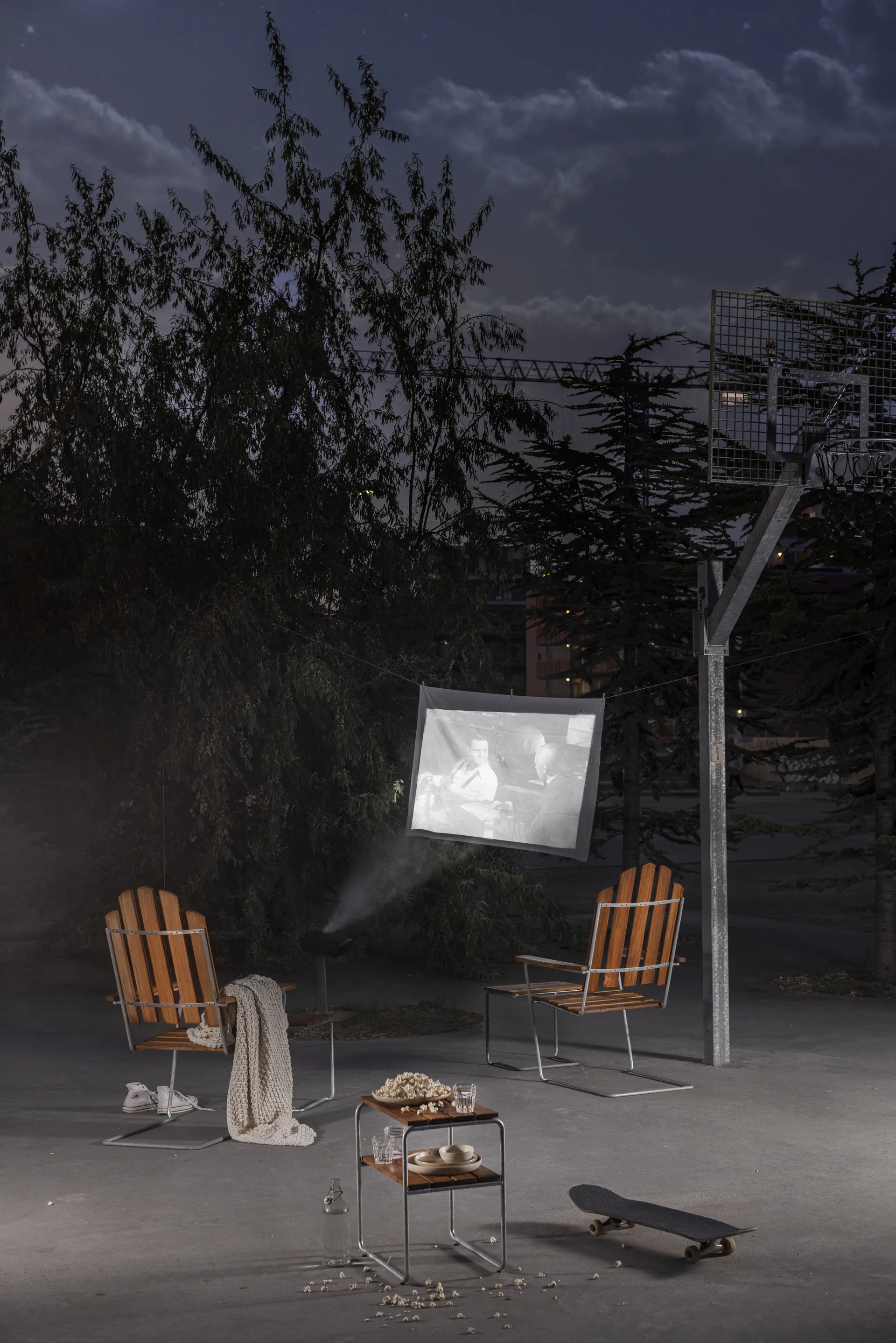 Table d'appoint Grythyttan, Teck-structure en acier avec galvanisation à chaud Grythyttan Stålmöbler