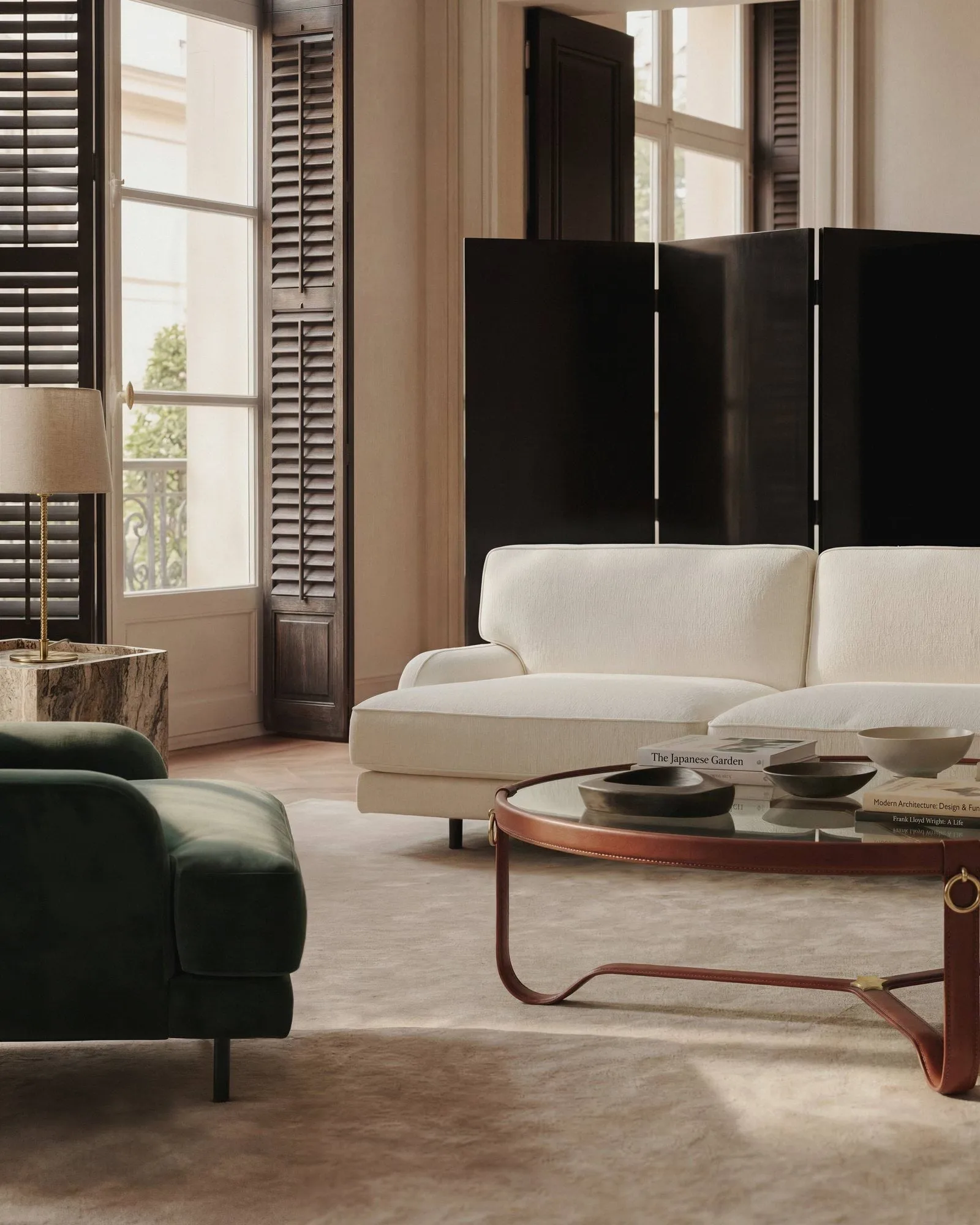 Canapé 2 places Flaneur, Bouclé-noir mat, 2 places GUBI