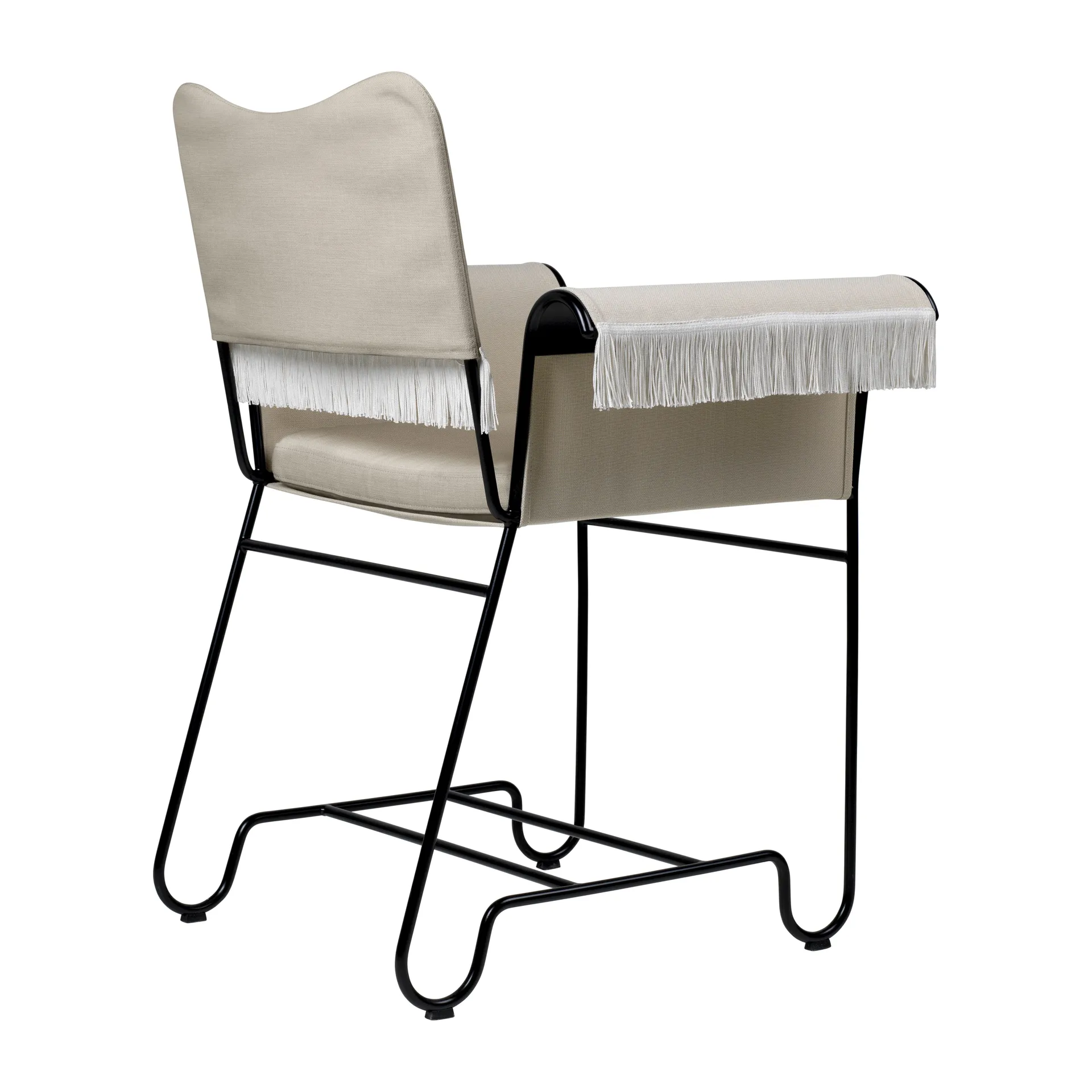 Chaise à accoudoirs Tropique avec franges, Black-Leslie 12 GUBI