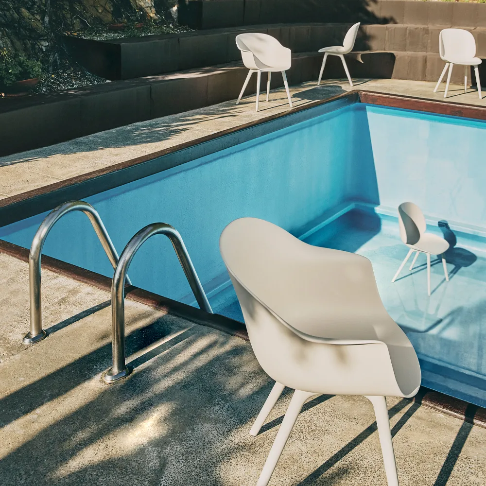 Chaise Bat Dining Outdoor, alabaster white GUBI