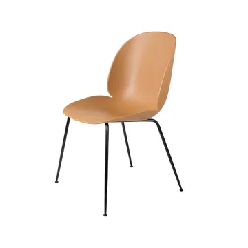Chaise Beetle - Amber brown, structure en acier noir - GUBI