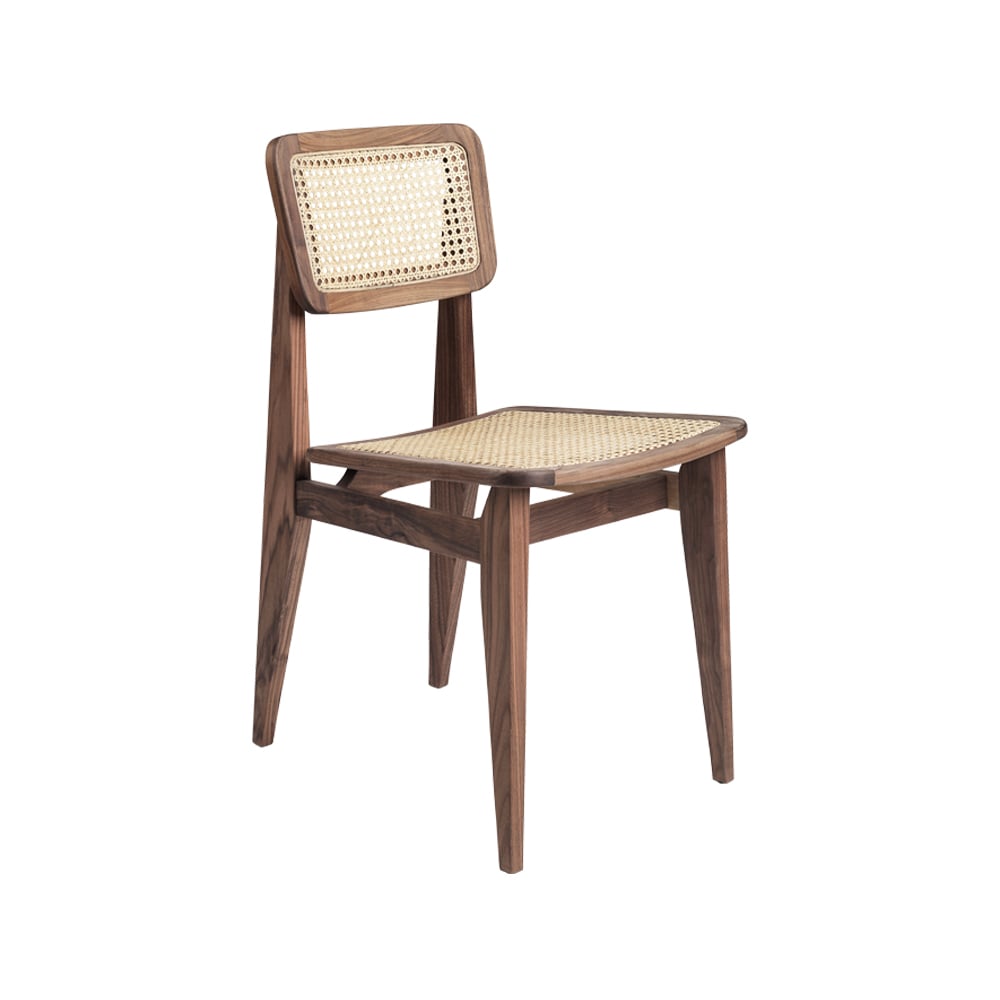 GUBI Chaise C-Chair american walnut, rotin | Design Scandinave | Chaises | Marron