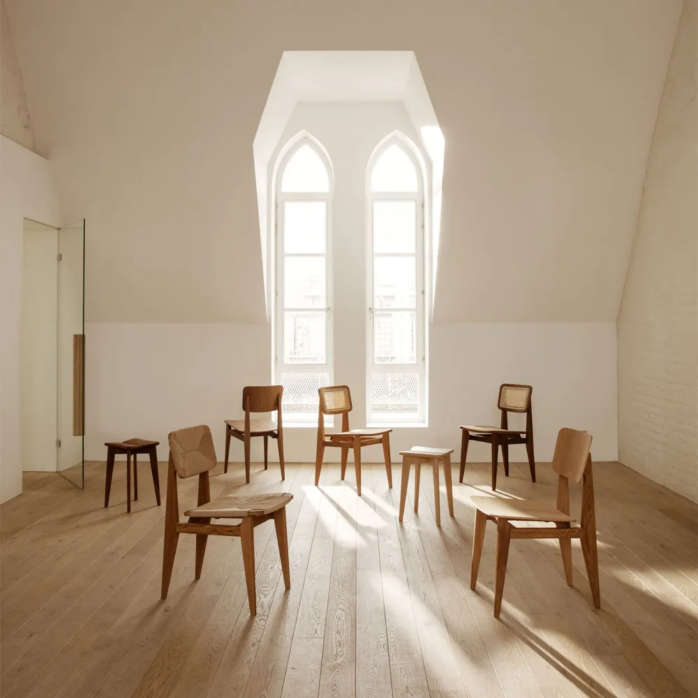 Chaise C-Chair, oak oiled, assise et dossier en osier naturel GUBI